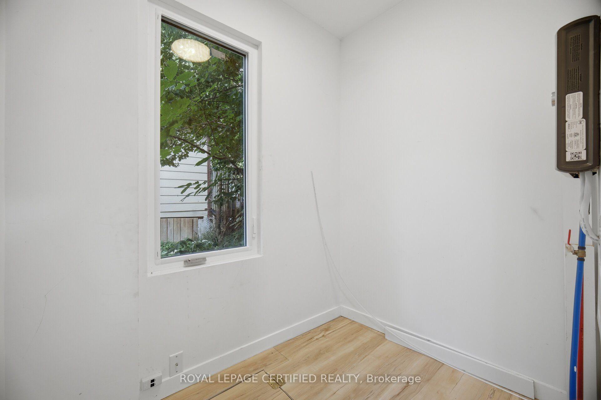 Photo 26 of 5759 Robinson Street, Niagara Falls, Dorchester — HOMEH