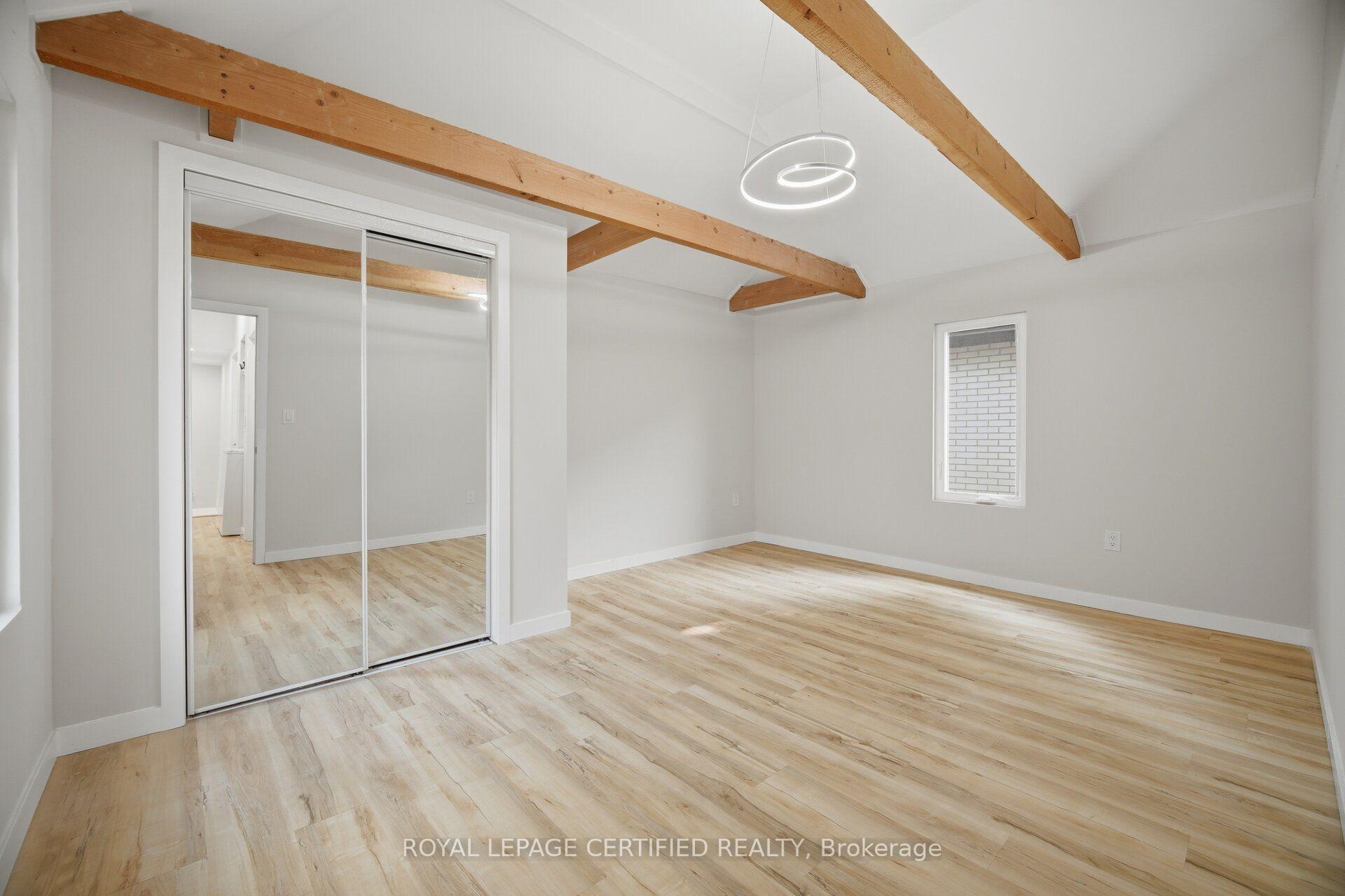 Photo 30 of 5759 Robinson Street, Niagara Falls, Dorchester — HOMEH