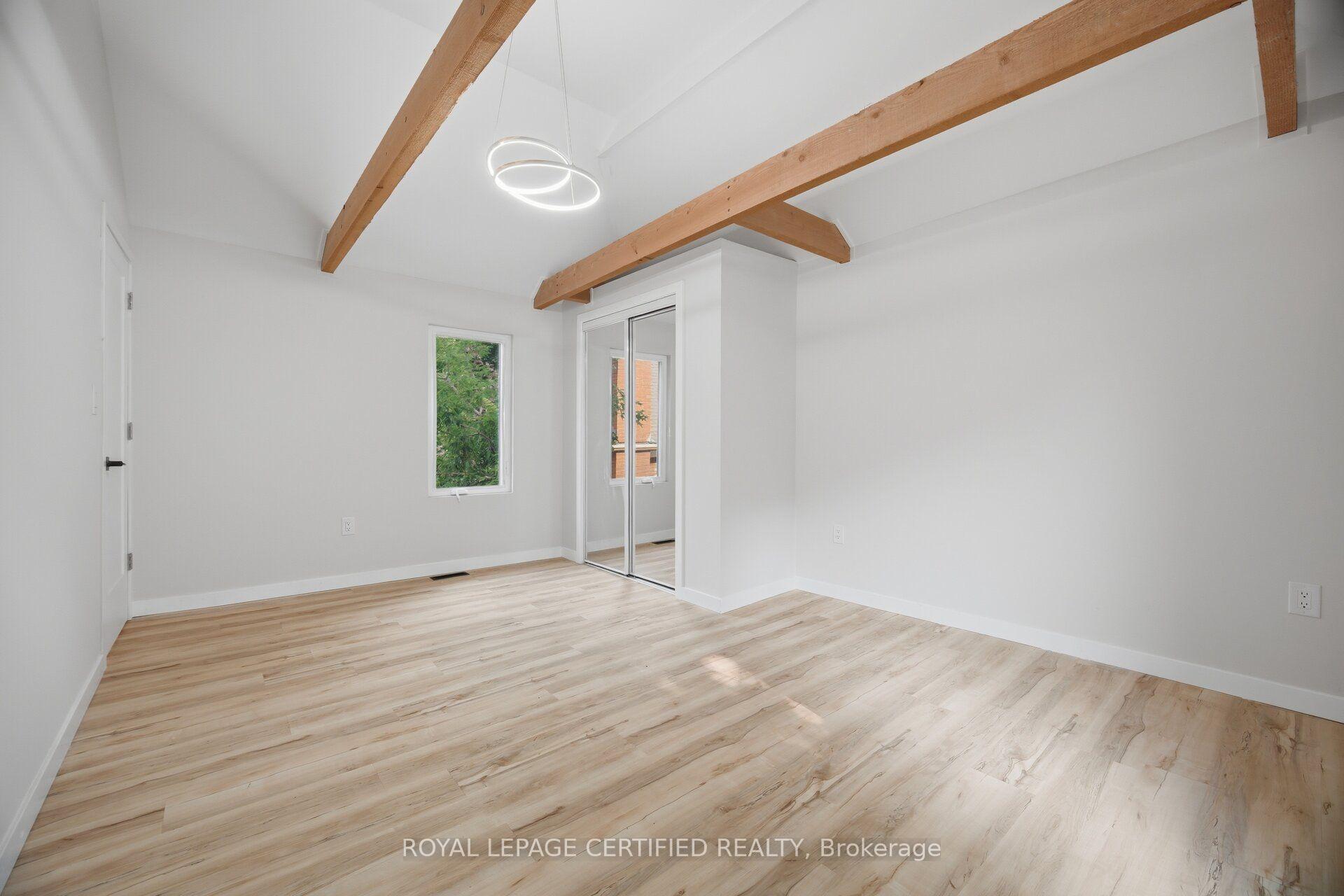 Photo 31 of 5759 Robinson Street, Niagara Falls, Dorchester — HOMEH