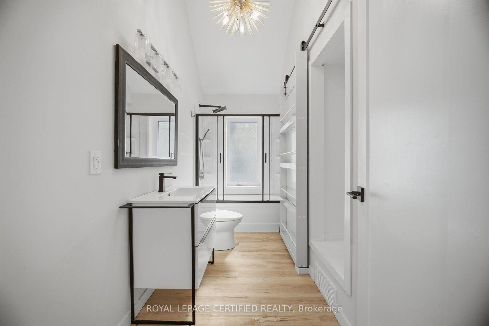 Photo 38 of 5759 Robinson Street, Niagara Falls, Dorchester — HOMEH