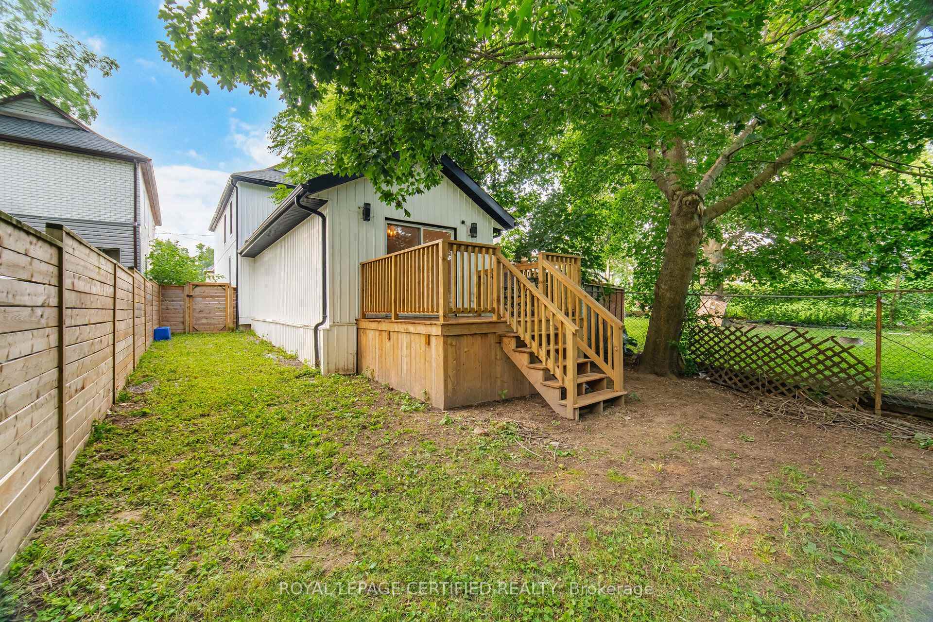 Photo 42 of 5759 Robinson Street, Niagara Falls, Dorchester — HOMEH