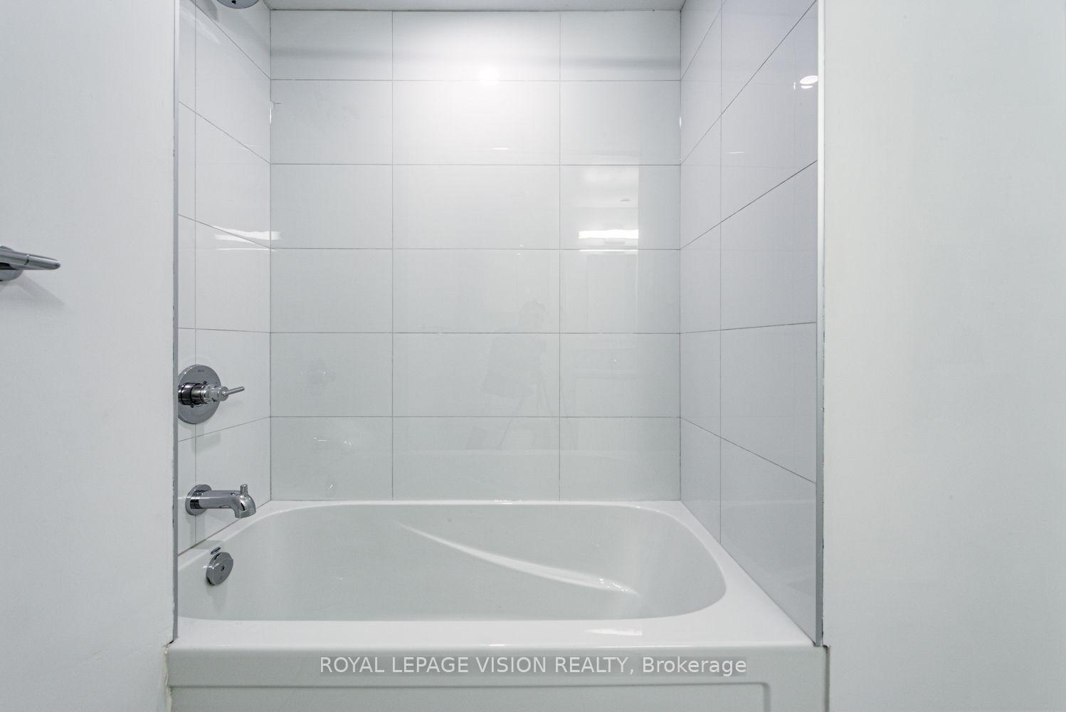 Photo 28 of Unit 1121, 121 St Patrick Street, Toronto, Kensington-Chinatown — HOMEH