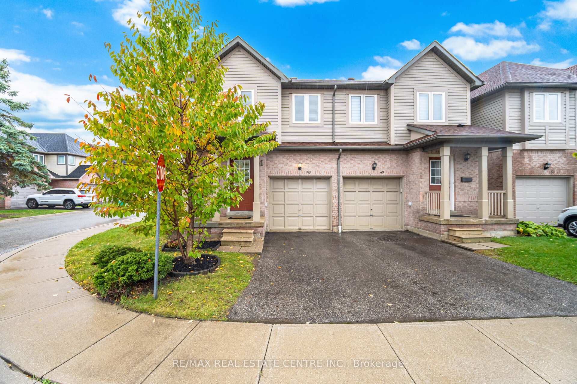 Front of Unit 48, 5255 Guildwood Way