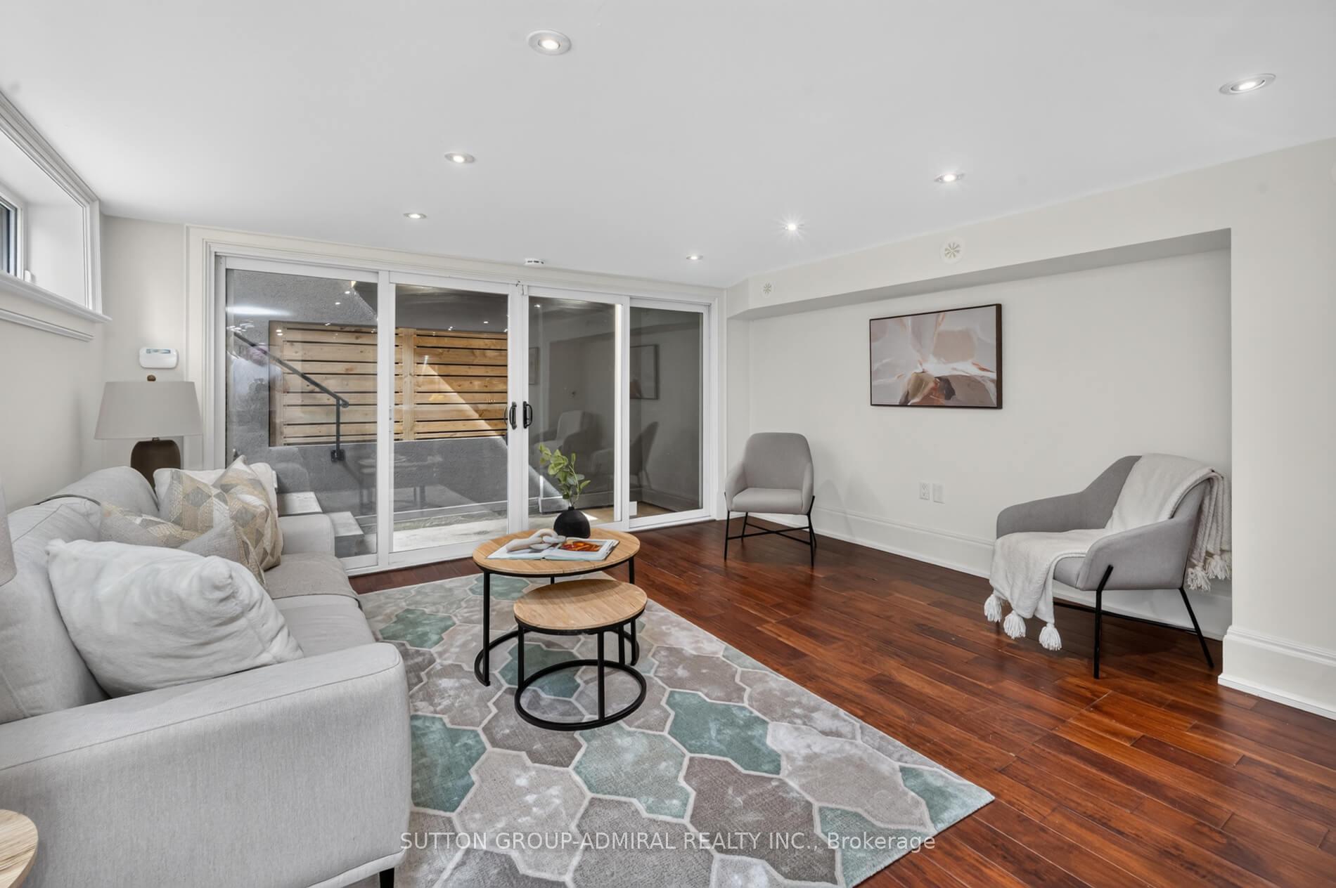 Photo 26 of 63 Westbury Crescent, Toronto, Keelesdale-Eglinton West — HOMEH