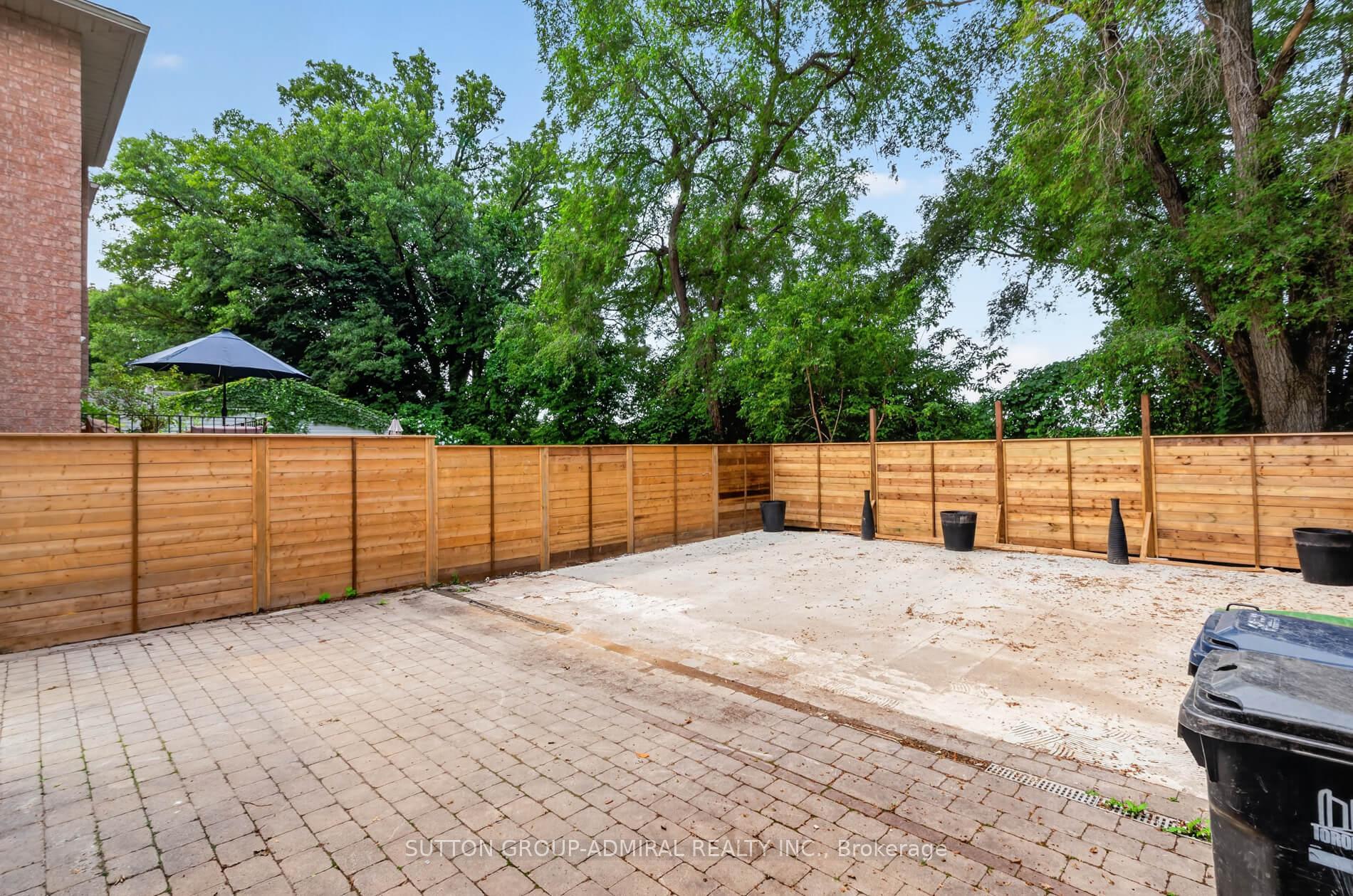 Photo 40 of 63 Westbury Crescent, Toronto, Keelesdale-Eglinton West — HOMEH