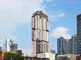 Front of Unit 416, 318 Richmond Street W