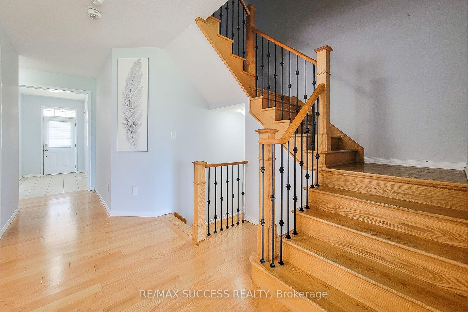 Photo 7 of 2 Turnbull Drive, Brantford, Empire — HOMEH