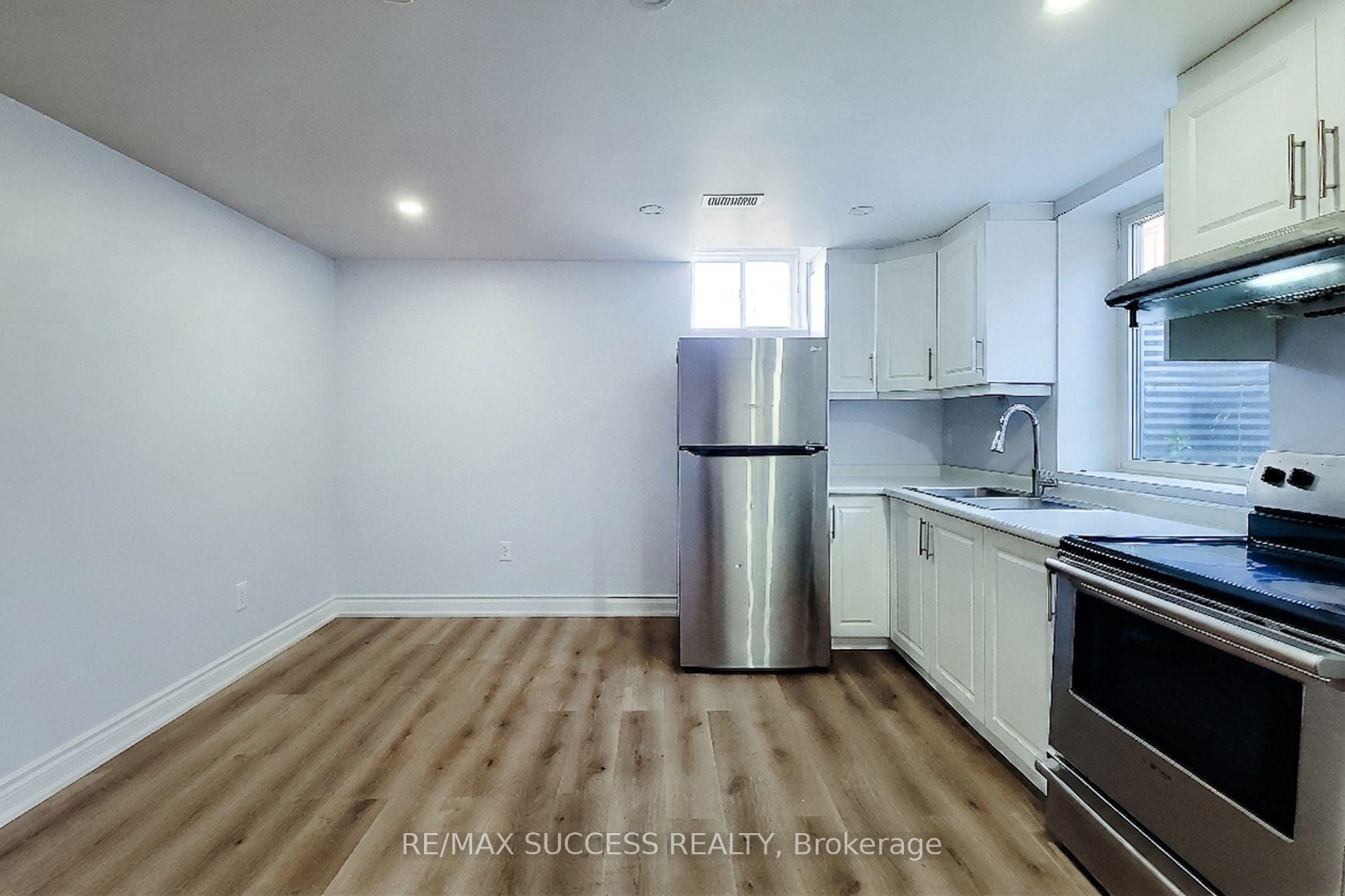 Photo 33 of 2 Turnbull Drive, Brantford, Empire — HOMEH