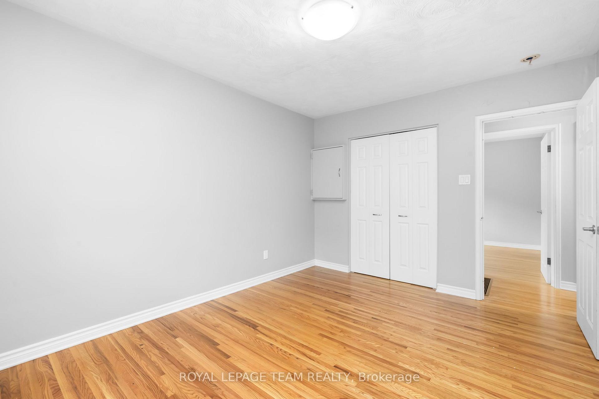Photo 31 of 2349 Edwin Crescent, Ottawa, Queensway Terrace South/Ridgeview — HOMEH