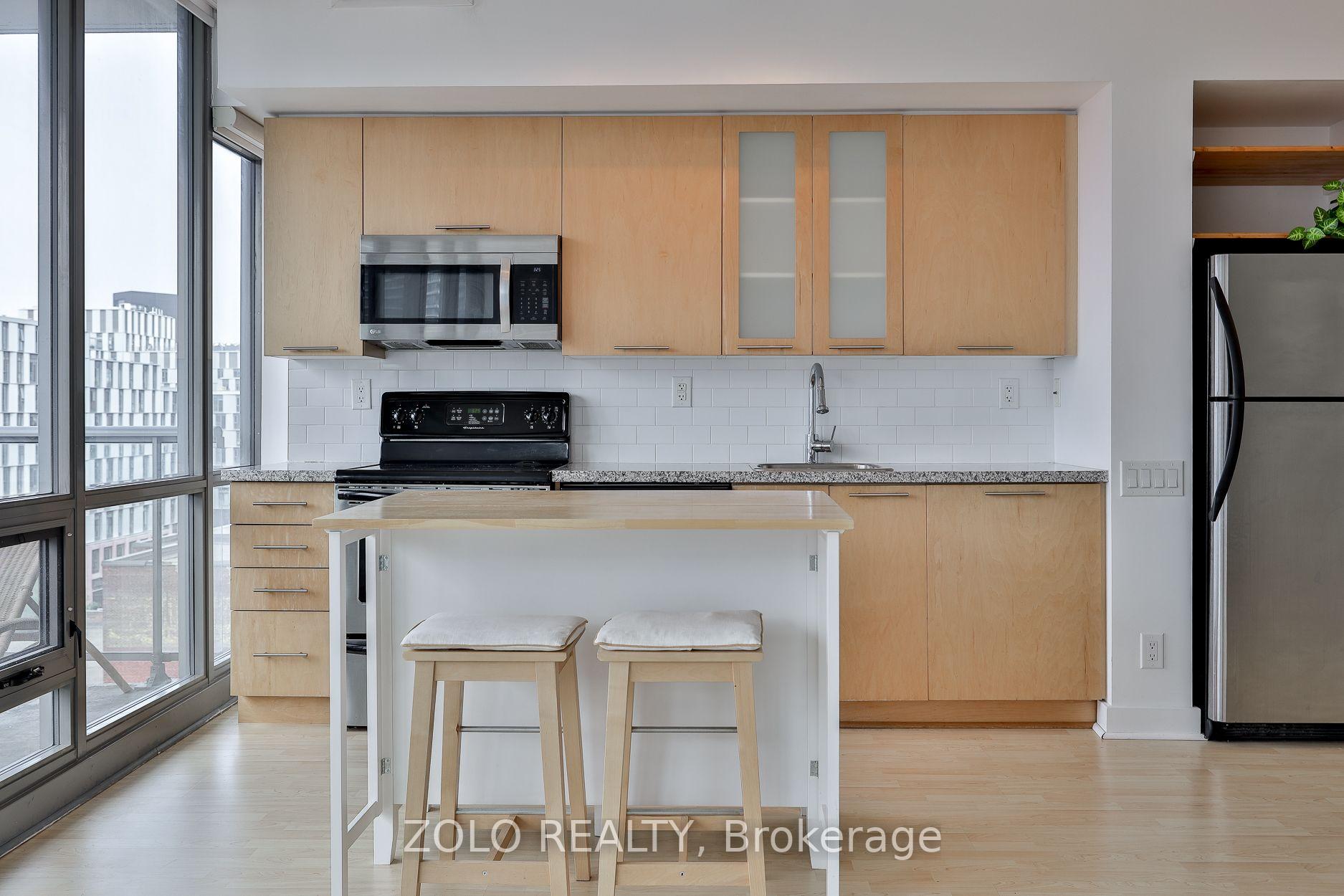 Photo 18 of Unit 901, 33 Mill Street, Toronto, Waterfront Communities — HOMEH