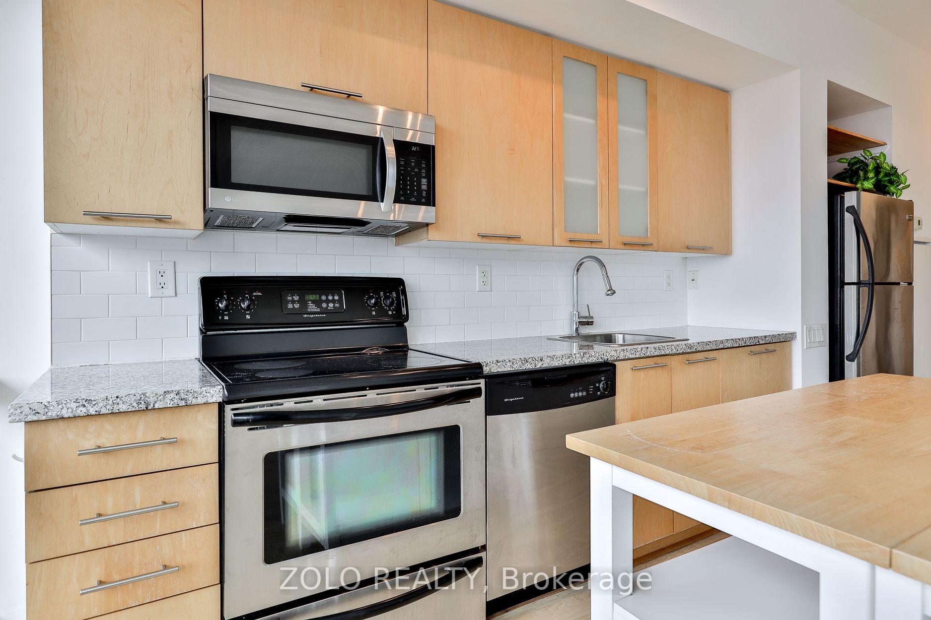 Photo 21 of Unit 901, 33 Mill Street, Toronto, Waterfront Communities — HOMEH