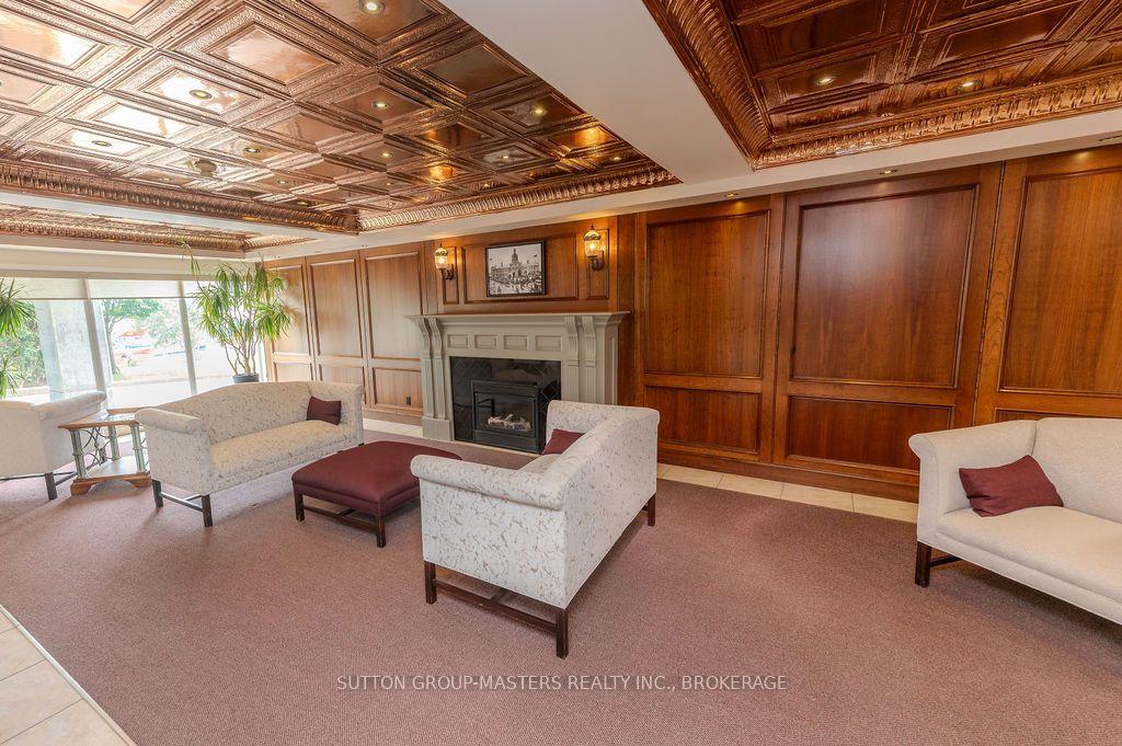 Photo 4 of Unit 112, 350 Wellington Street, Kingston, East of Sir John A. Blvd — HOMEH