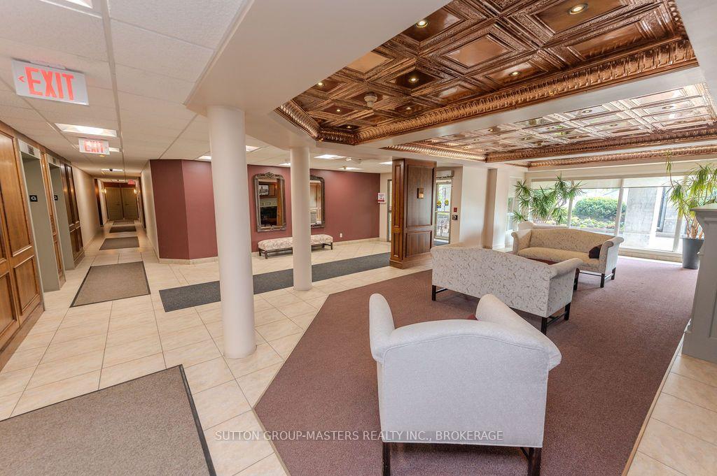 Photo 5 of Unit 112, 350 Wellington Street, Kingston, East of Sir John A. Blvd — HOMEH