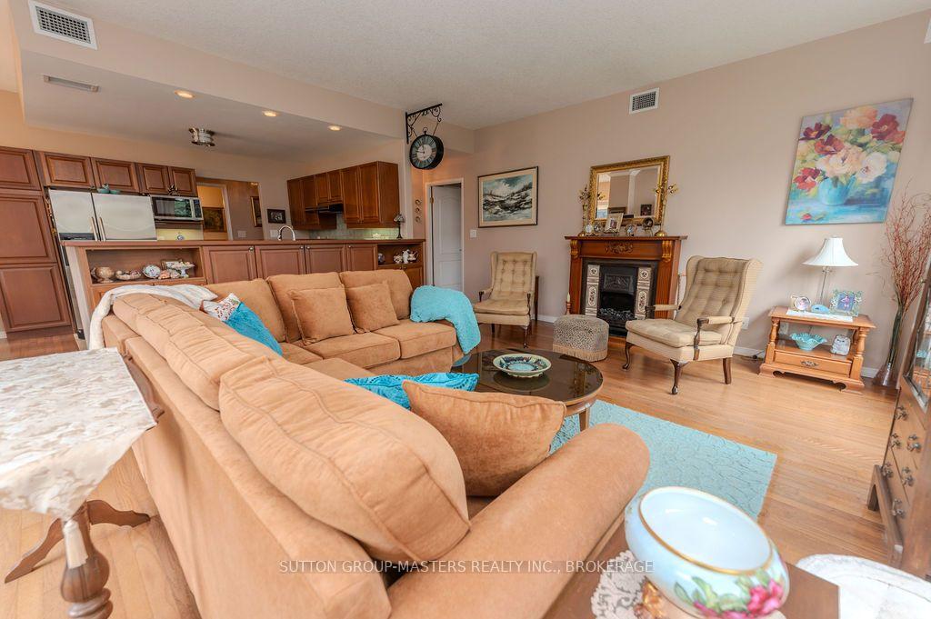 Photo 9 of Unit 112, 350 Wellington Street, Kingston, East of Sir John A. Blvd — HOMEH