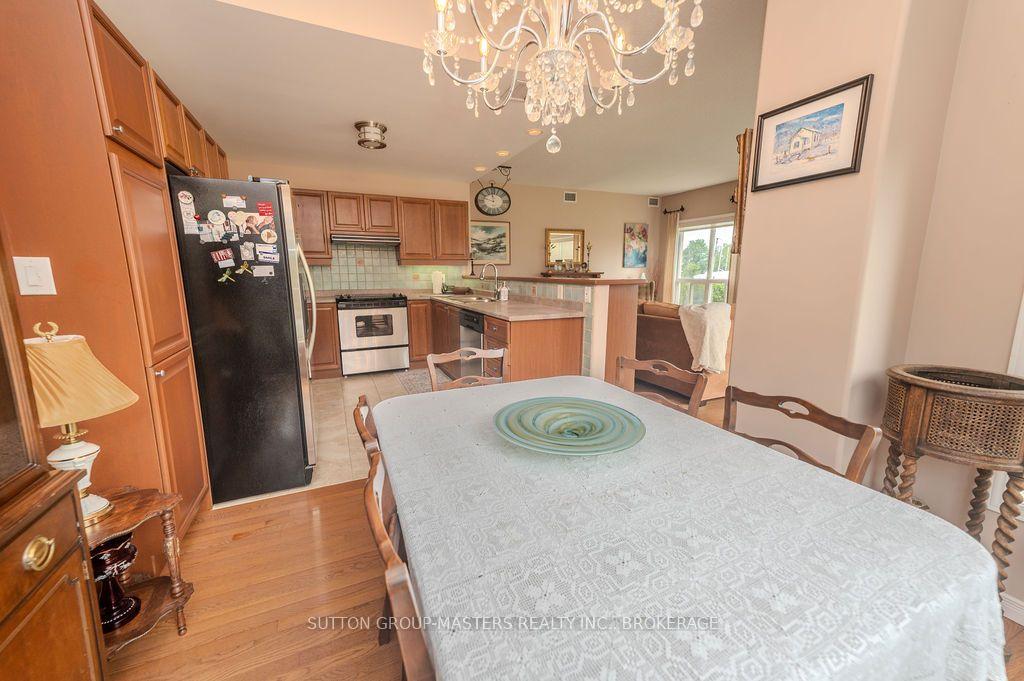 Photo 20 of Unit 112, 350 Wellington Street, Kingston, East of Sir John A. Blvd — HOMEH