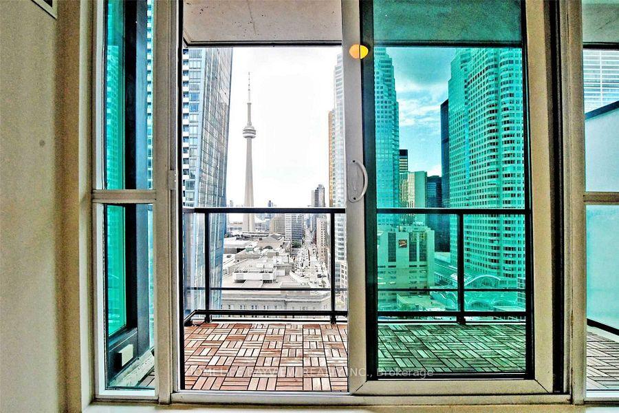 Photo 6 of Unit 2206, 1 Scott Street, Toronto, Waterfront Communities — HOMEH