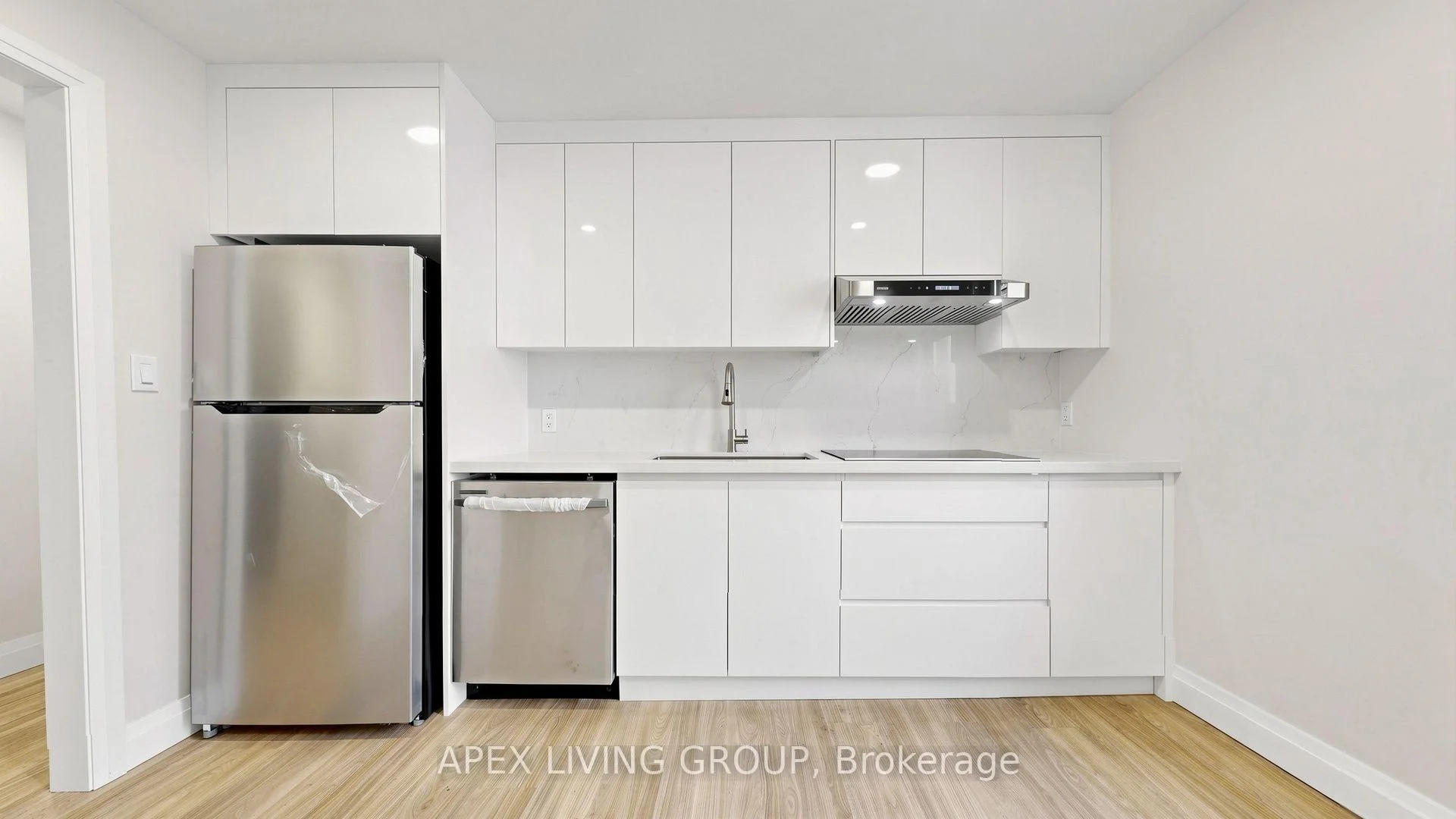Photo 11 of Unit 2C, 10 Mimico Avenue, Etobicoke, Mimico — HOMEH