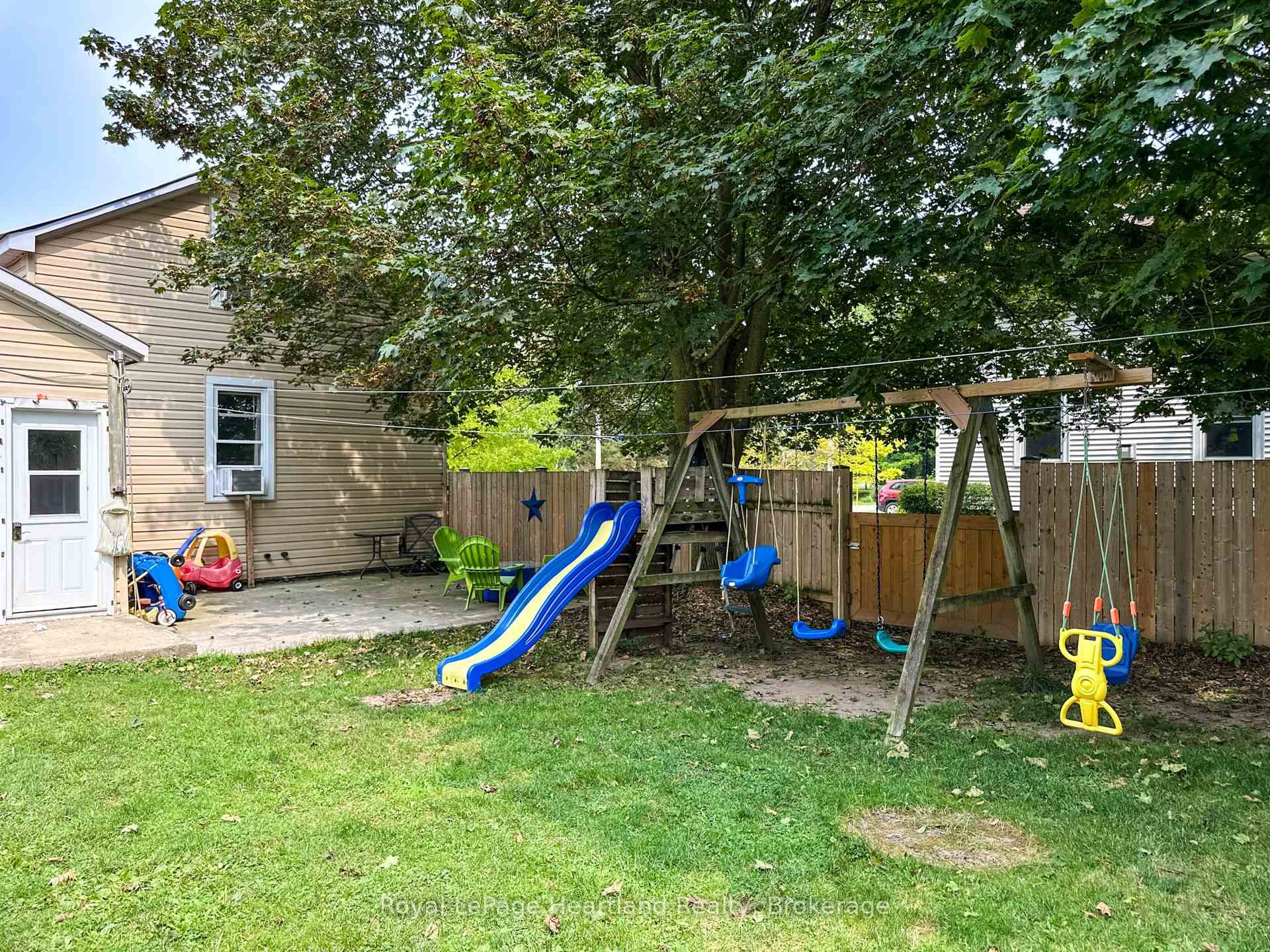 Photo 35 of 51 Side Street, Huron East, Seaforth — HOMEH