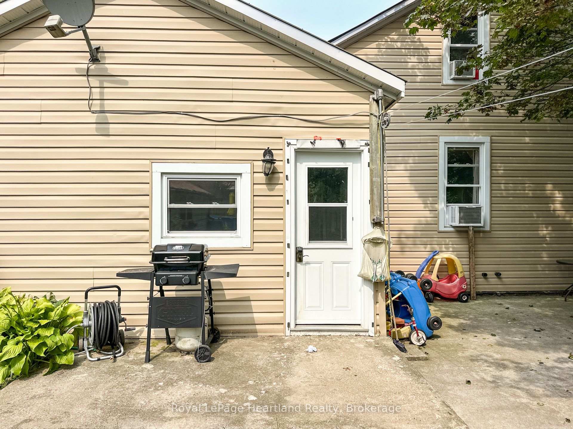 Photo 39 of 51 Side Street, Huron East, Seaforth — HOMEH