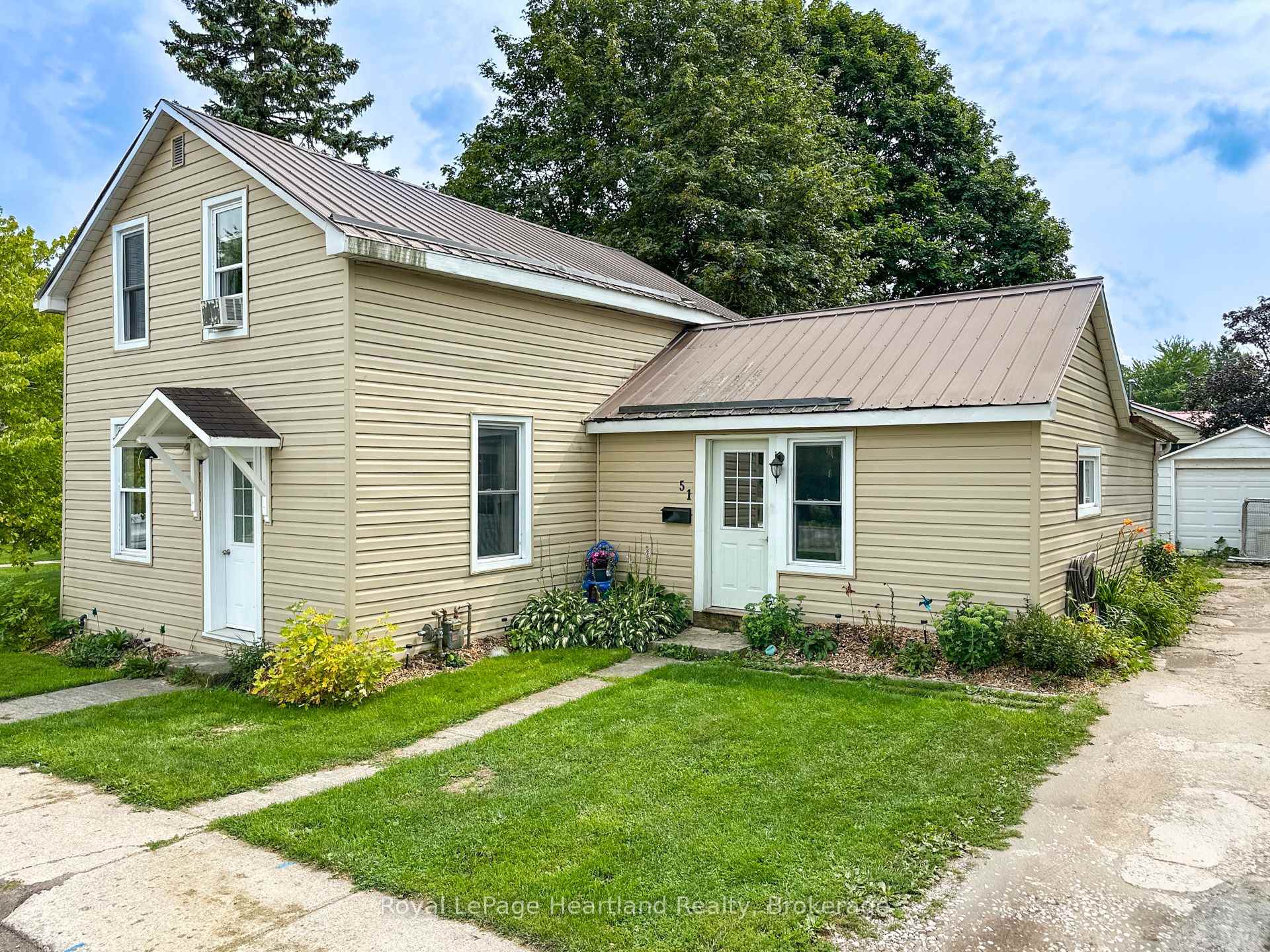 Photo 43 of 51 Side Street, Huron East, Seaforth — HOMEH