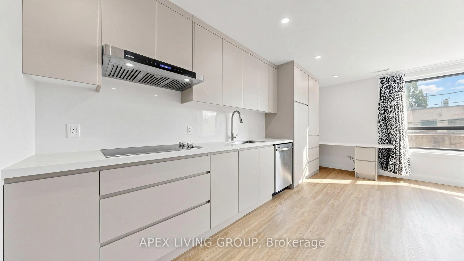 Photo 1 of Unit 2A, 10 Mimico Avenue, Etobicoke, Mimico — HOMEH