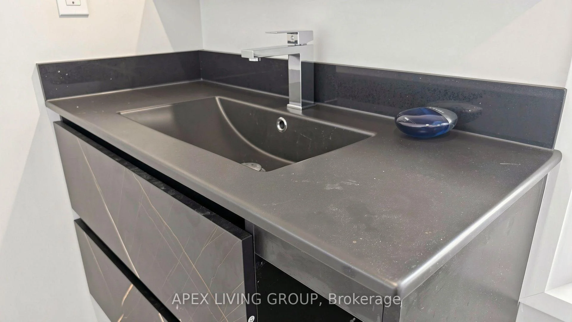 Photo 12 of Unit 2A, 10 Mimico Avenue, Etobicoke, Mimico — HOMEH