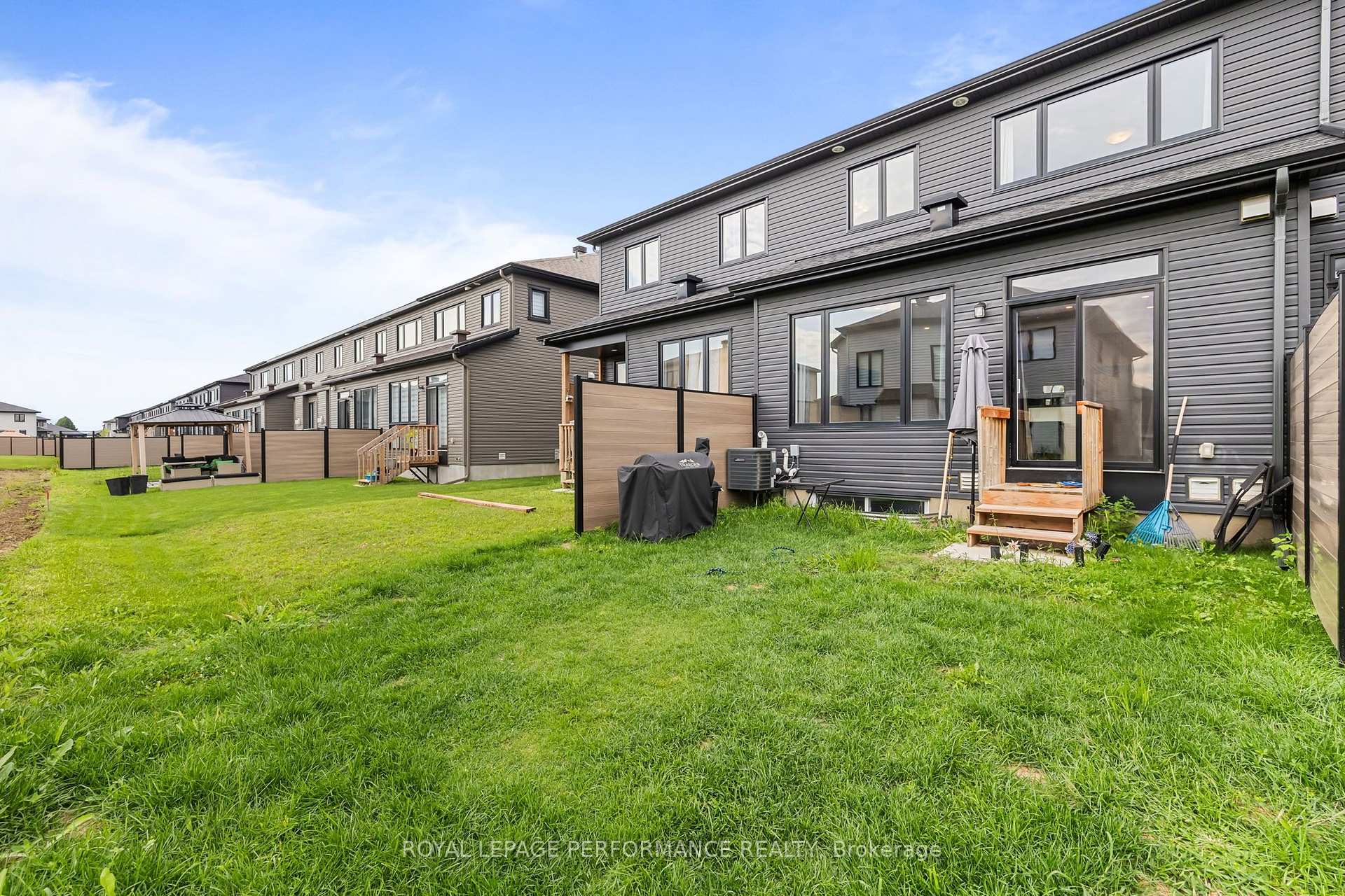 Photo 29 of 709 Namur Street, Russell, Embrun — HOMEH