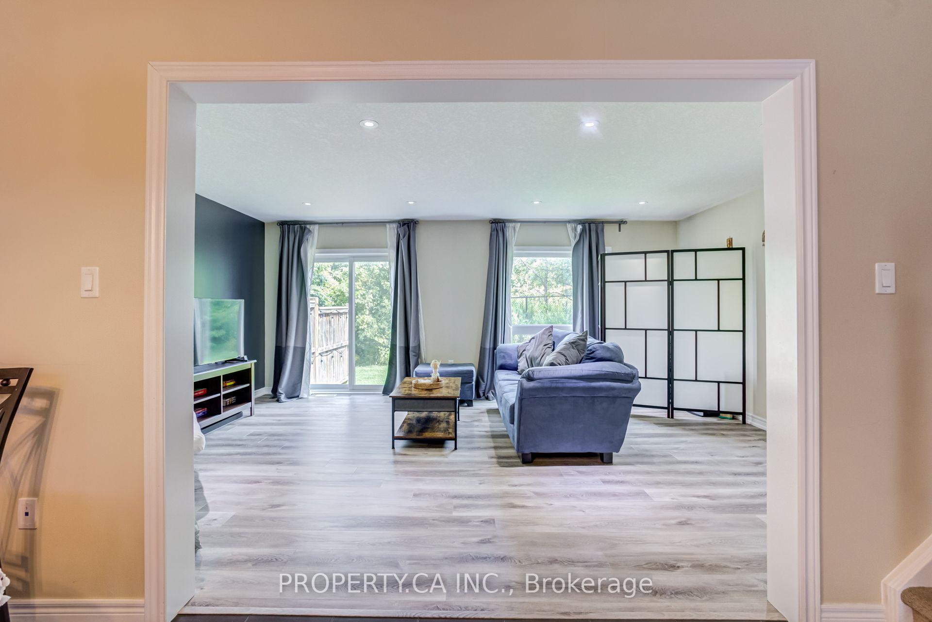 Photo 18 of Unit 2, 14 Amos Drive, Guelph, Kortright East — HOMEH