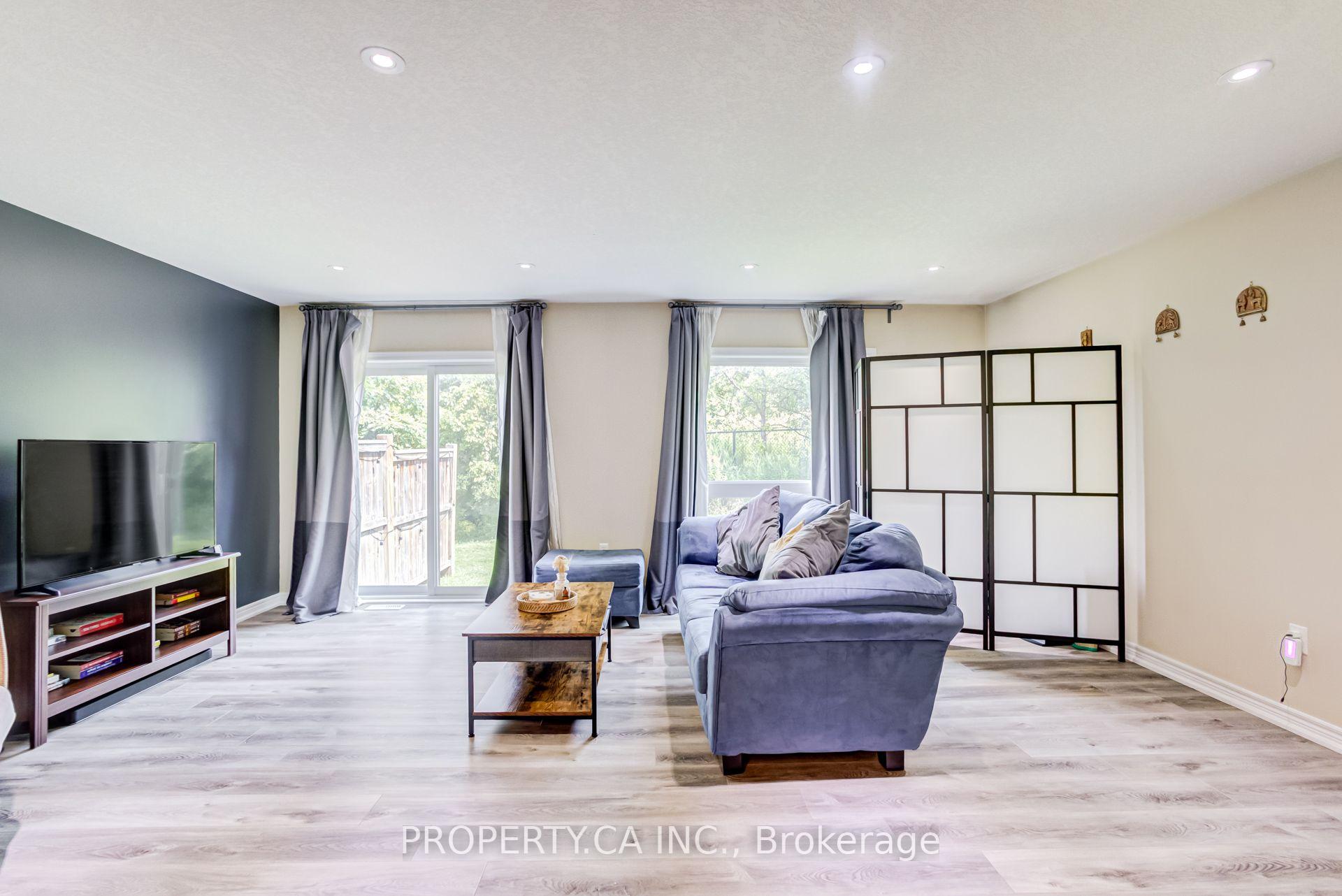 Photo 20 of Unit 2, 14 Amos Drive, Guelph, Kortright East — HOMEH