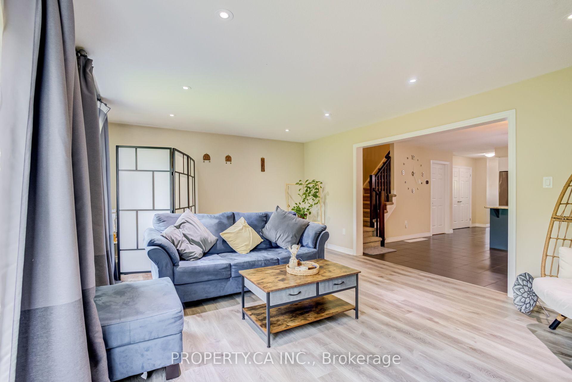 Photo 22 of Unit 2, 14 Amos Drive, Guelph, Kortright East — HOMEH