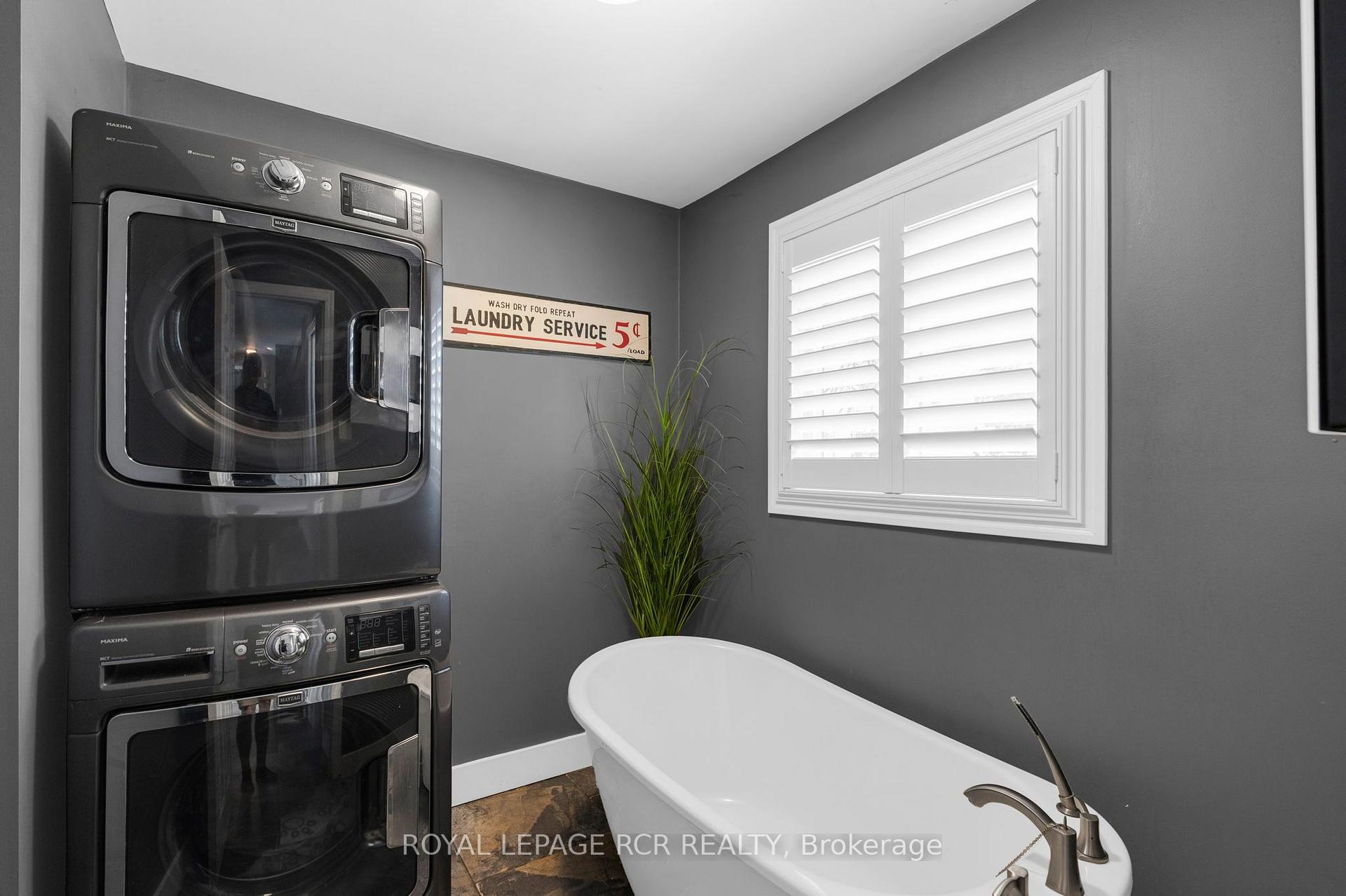 Photo 20 of 20 Douglas Drive, New Tecumseth, Alliston — HOMEH