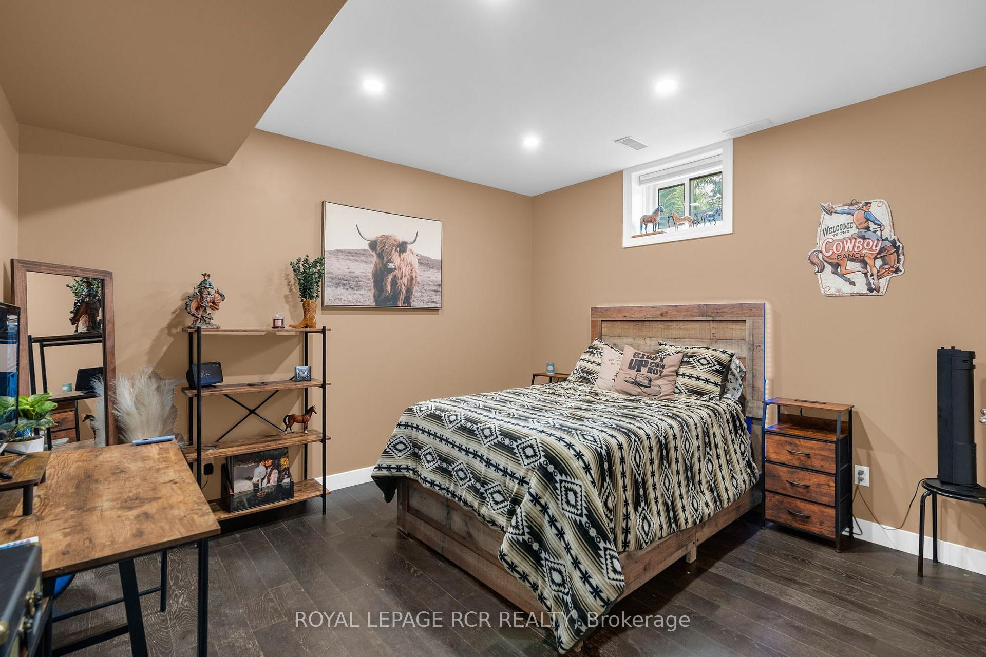 Photo 34 of 20 Douglas Drive, New Tecumseth, Alliston — HOMEH