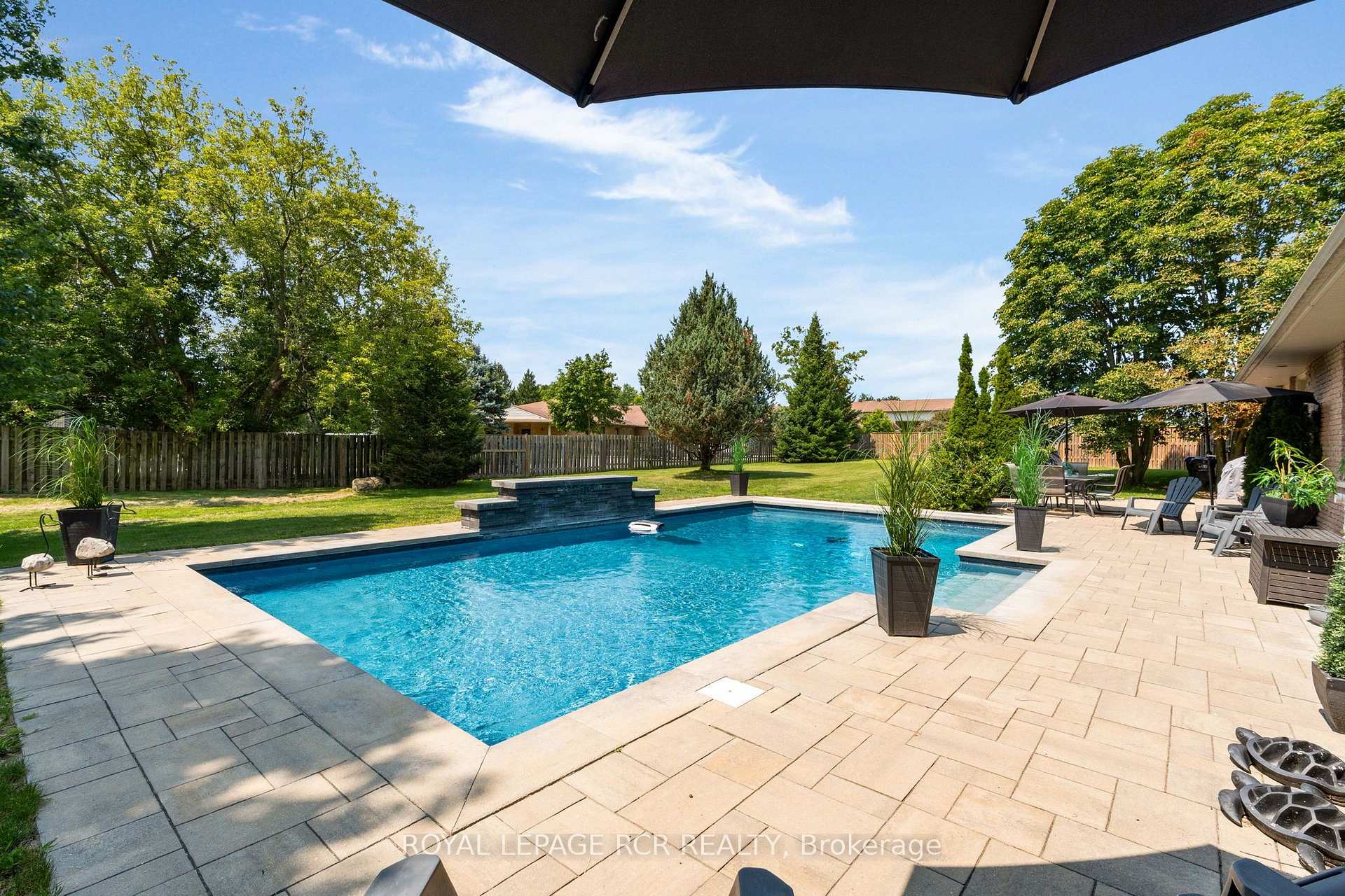 Photo 39 of 20 Douglas Drive, New Tecumseth, Alliston — HOMEH