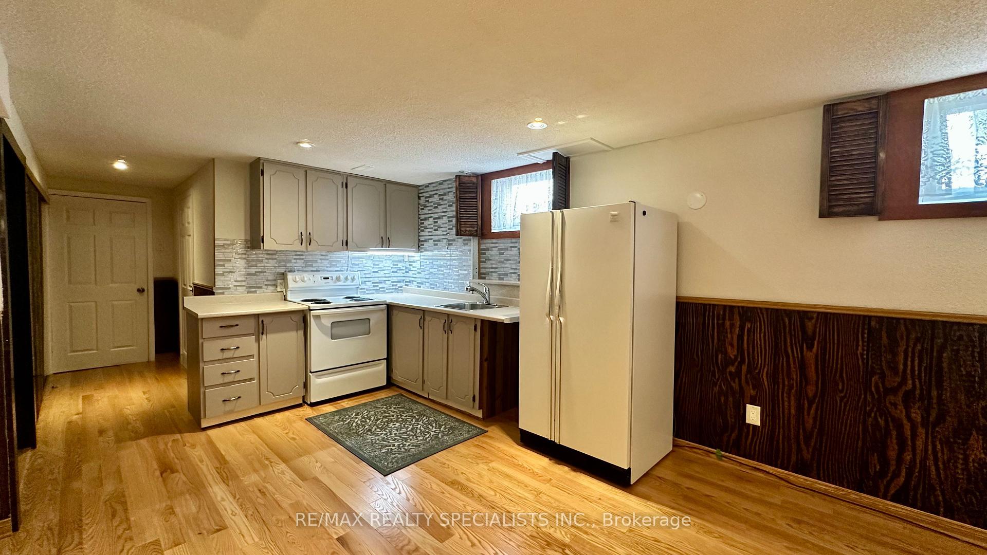 Photo 4 of 2984 Windjammer Road, Mississauga, Erin Mills — HOMEH