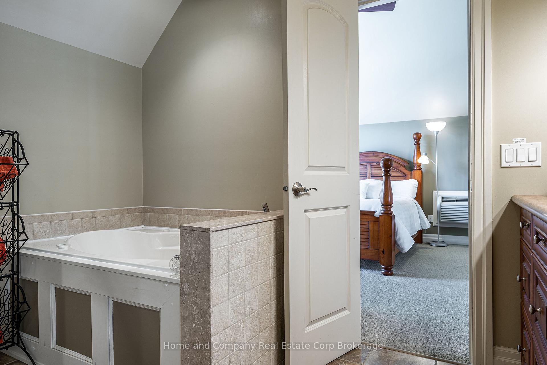 Photo 18 of 35 Thomas Street, St. Marys — HOMEH