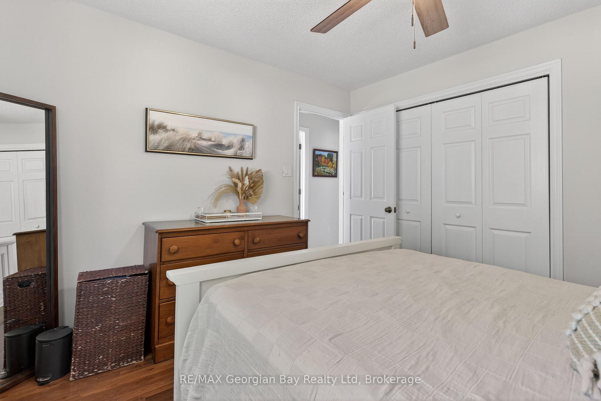 Photo 15 of 1060 Harbourview Drive, Midland — HOMEH
