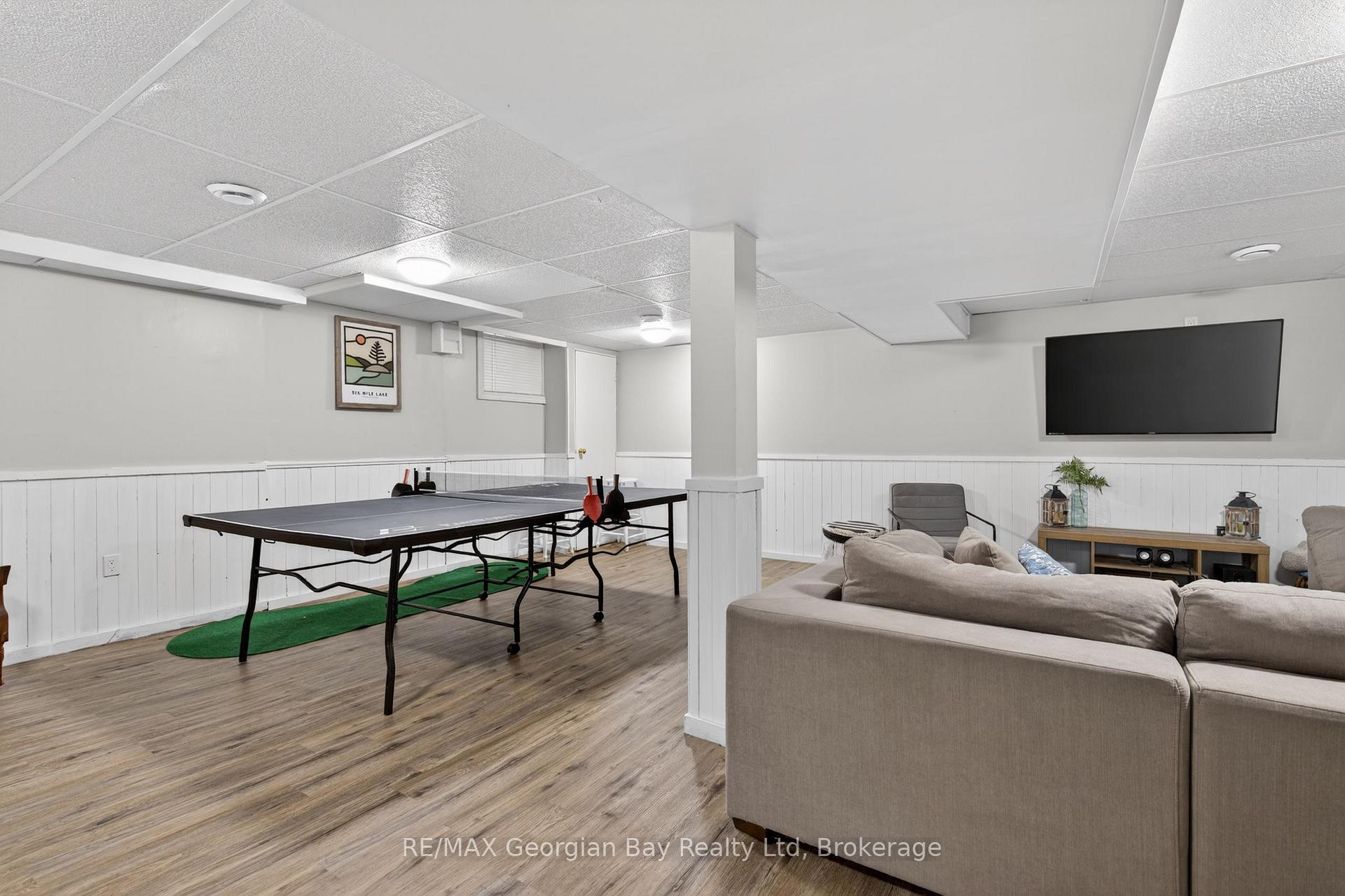 Photo 20 of 1060 Harbourview Drive, Midland — HOMEH