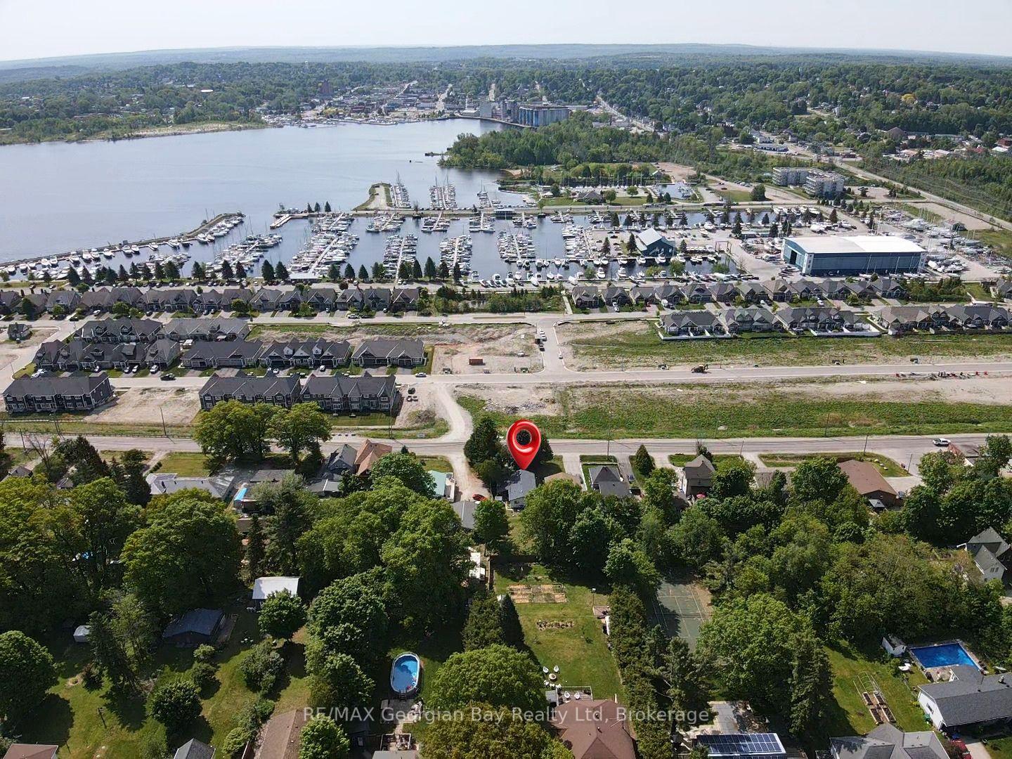 Photo 33 of 1060 Harbourview Drive, Midland — HOMEH