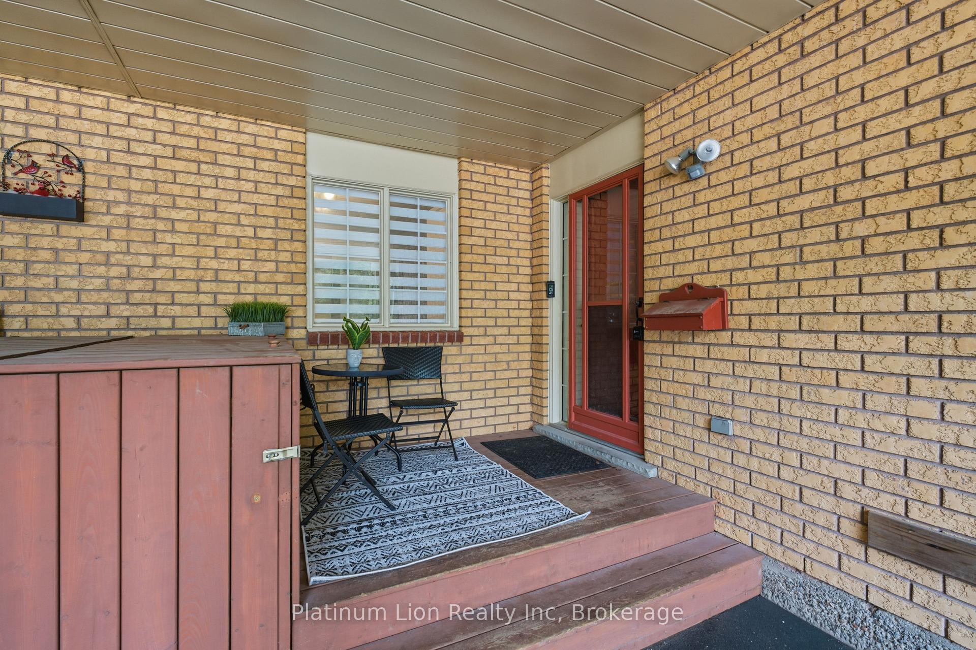 Photo 4 of 31 Galileo Boulevard, Brantford, North Park/Wood St. — HOMEH