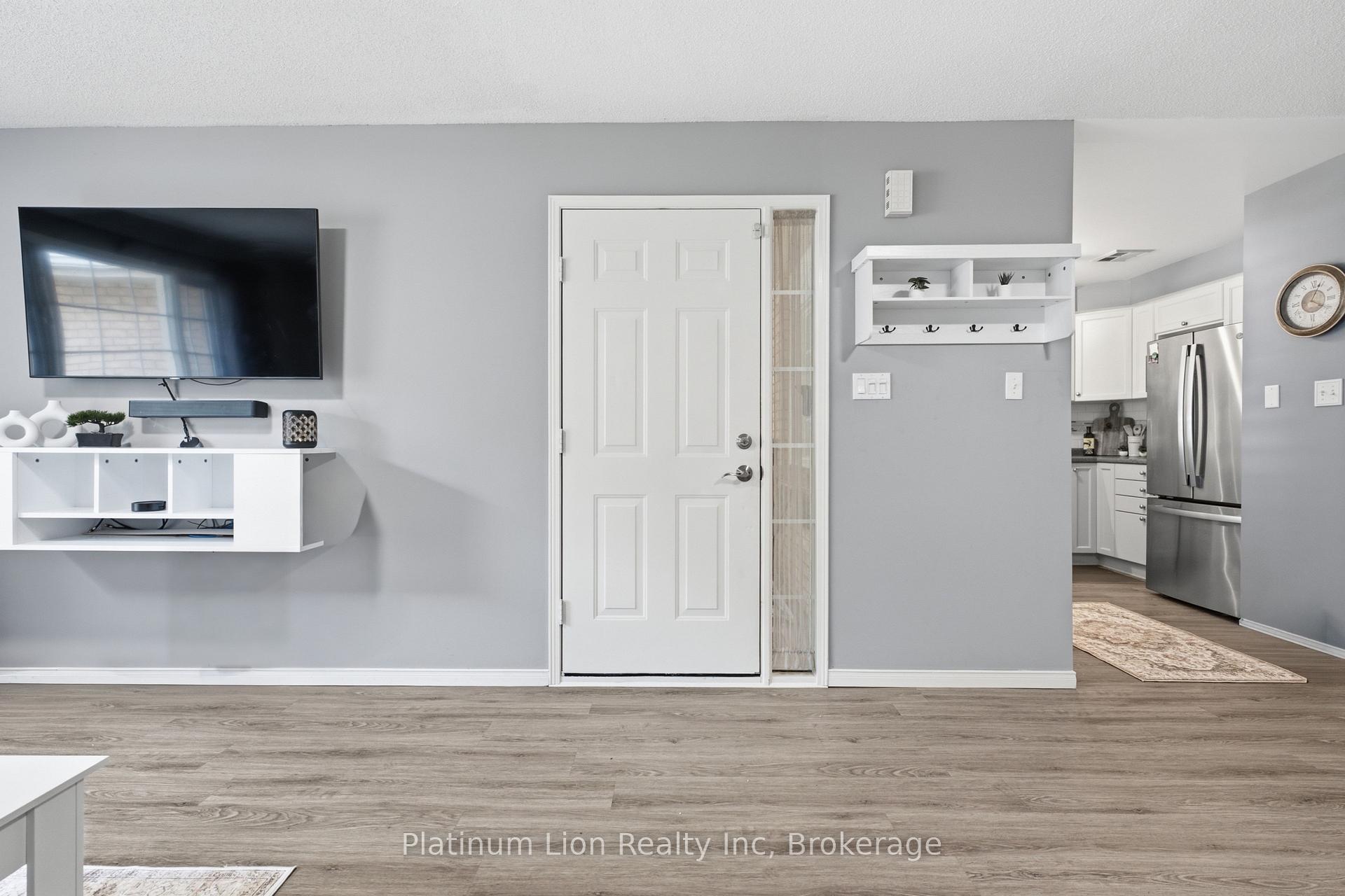 Photo 5 of 31 Galileo Boulevard, Brantford, North Park/Wood St. — HOMEH