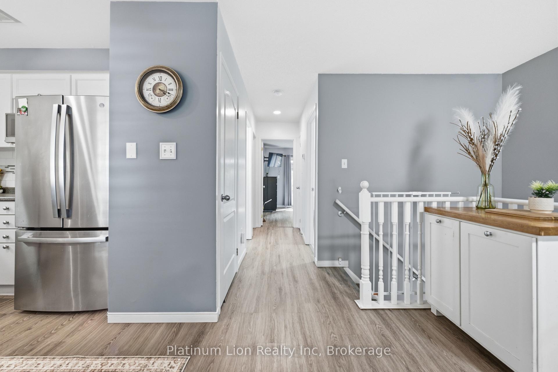 Photo 17 of 31 Galileo Boulevard, Brantford, North Park/Wood St. — HOMEH