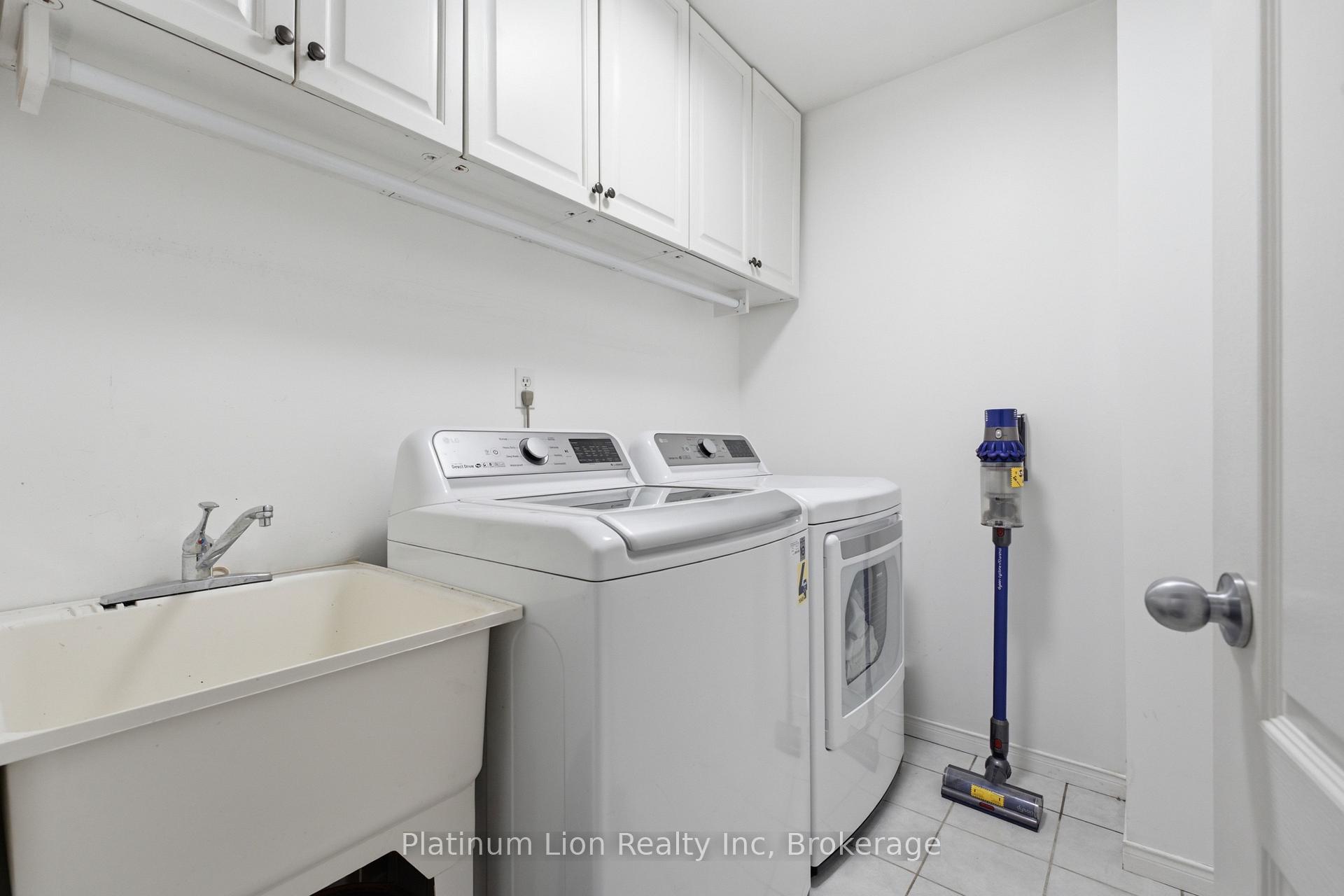 Photo 18 of 31 Galileo Boulevard, Brantford, North Park/Wood St. — HOMEH