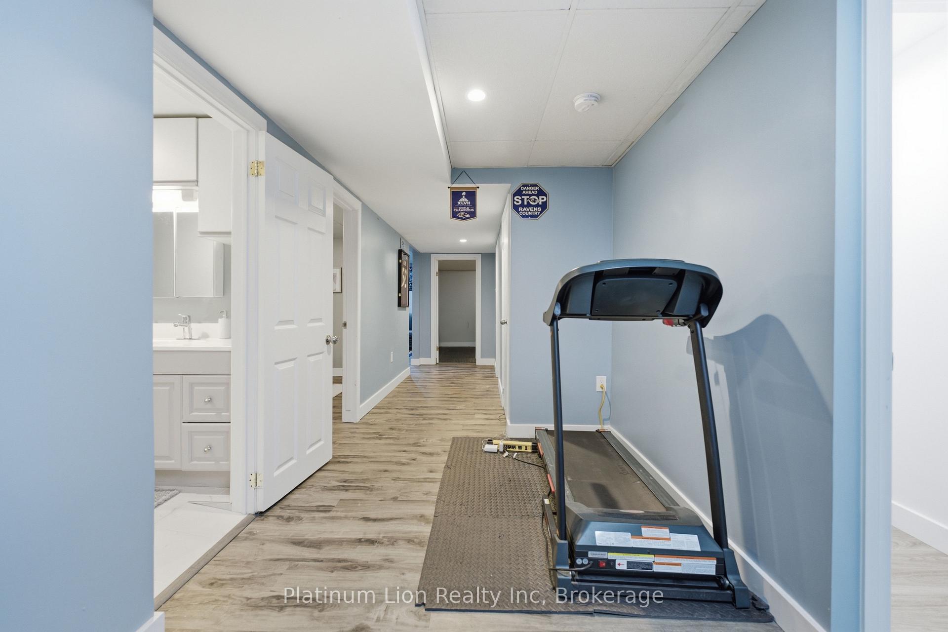 Photo 26 of 31 Galileo Boulevard, Brantford, North Park/Wood St. — HOMEH