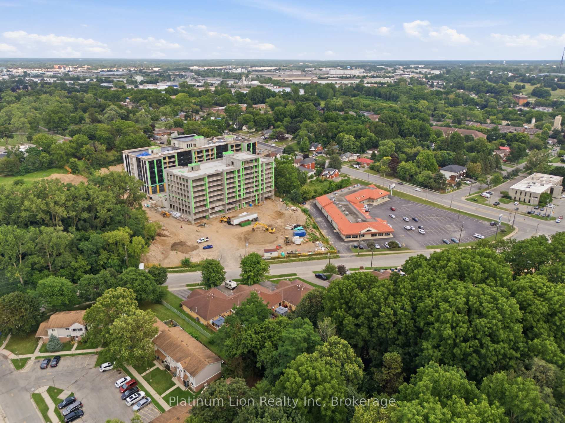 Photo 47 of 31 Galileo Boulevard, Brantford, North Park/Wood St. — HOMEH