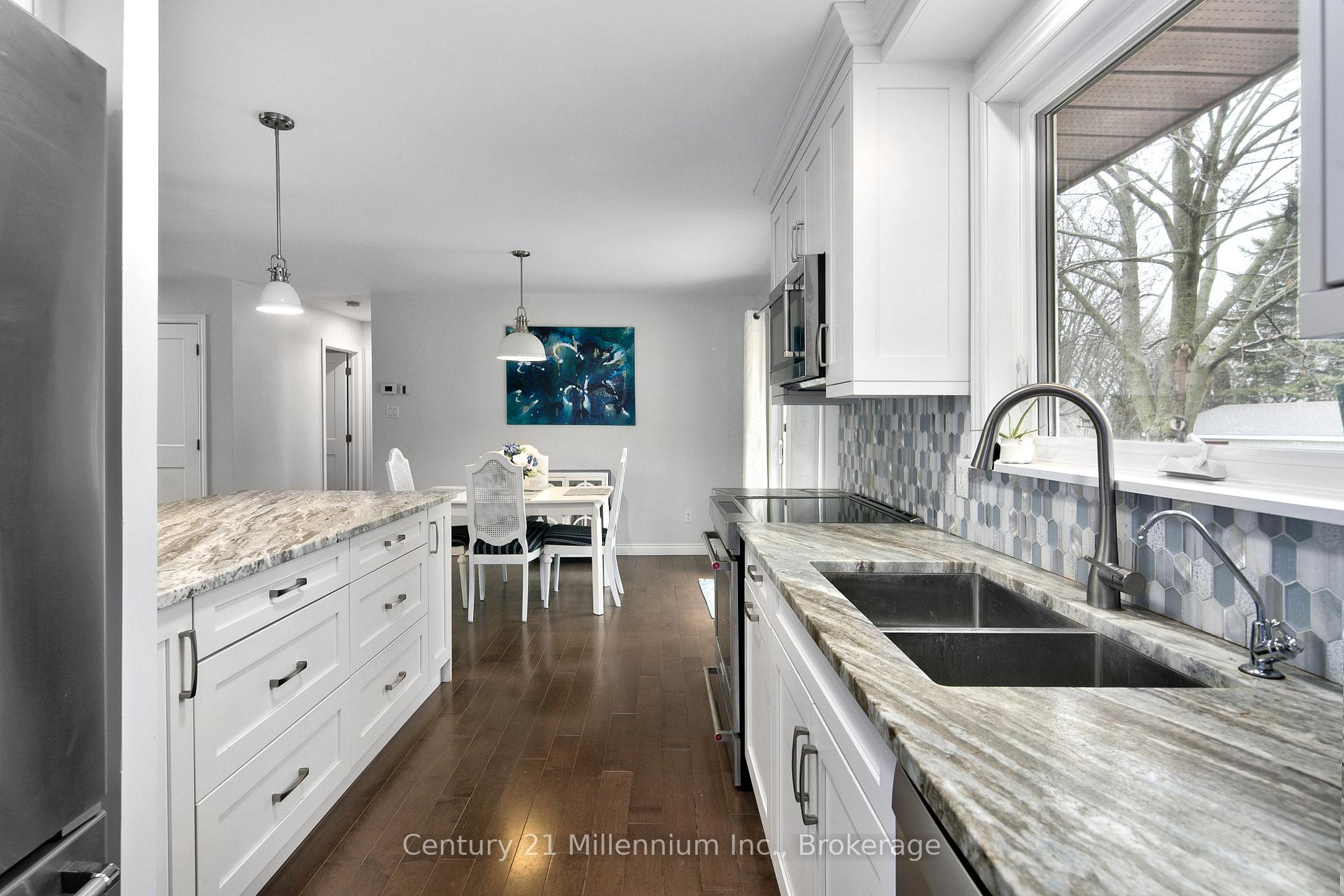 Photo 12 of 142 Arthur Street E, Blue Mountains — HOMEH