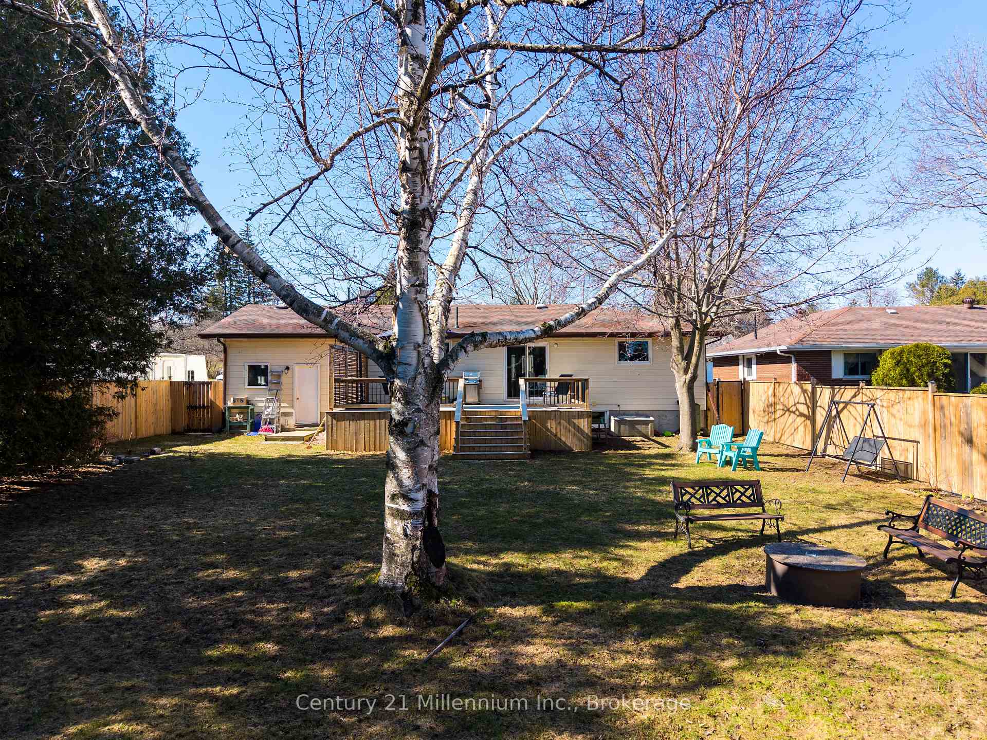Photo 31 of 142 Arthur Street E, Blue Mountains — HOMEH