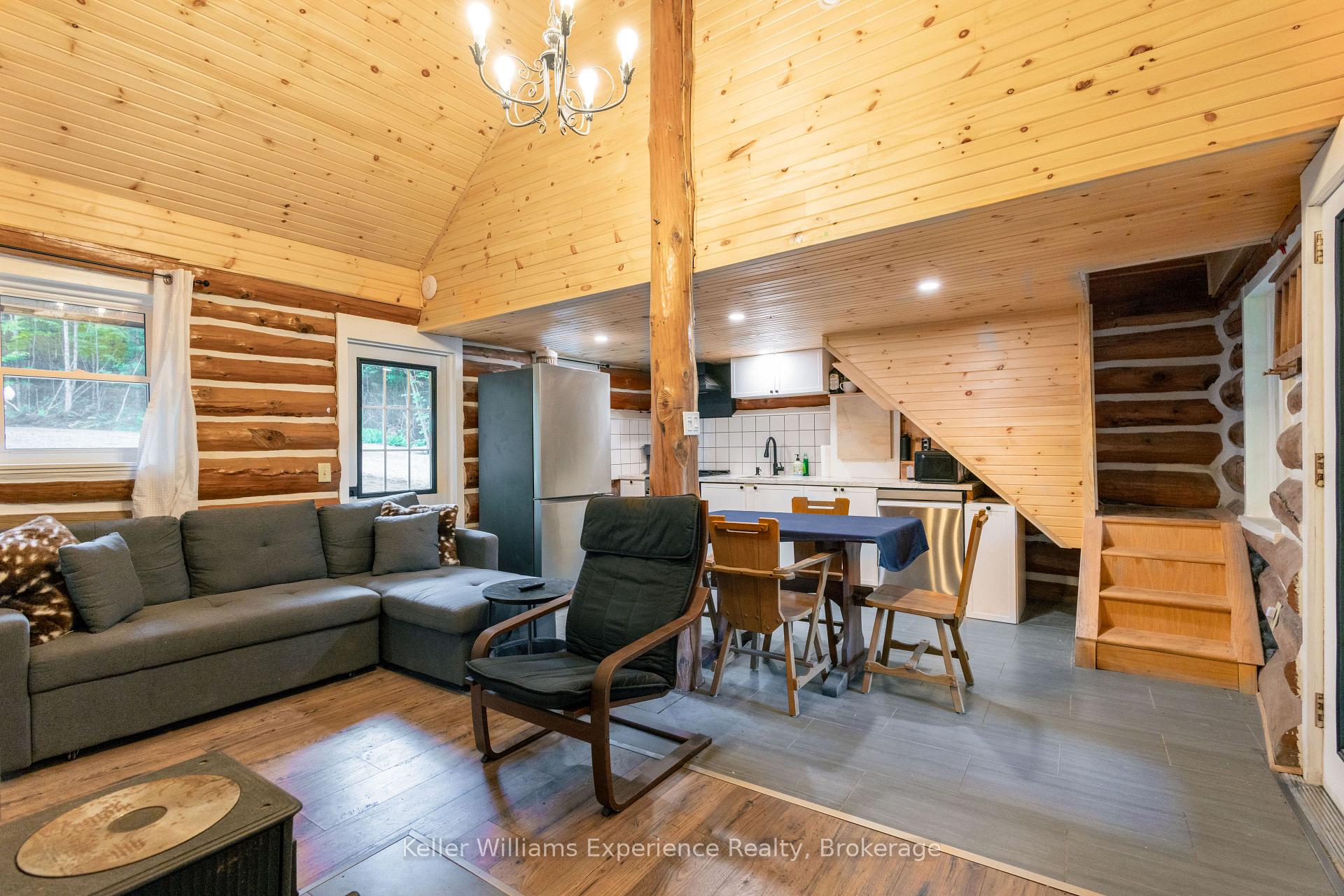 Photo 13 of 1382 Echo Ridge Road, Kearney — HOMEH