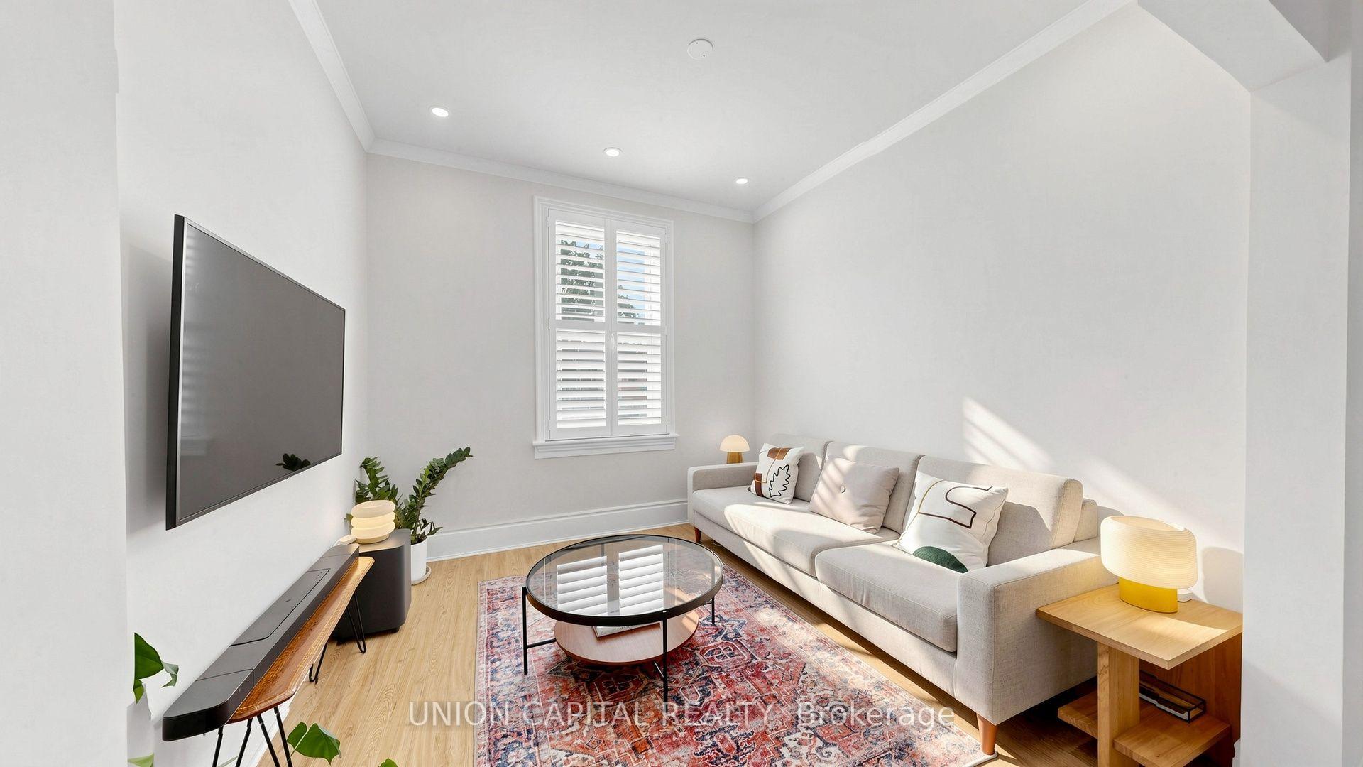 Photo 4 of 944 Dundas Street E, Toronto, South Riverdale — HOMEH