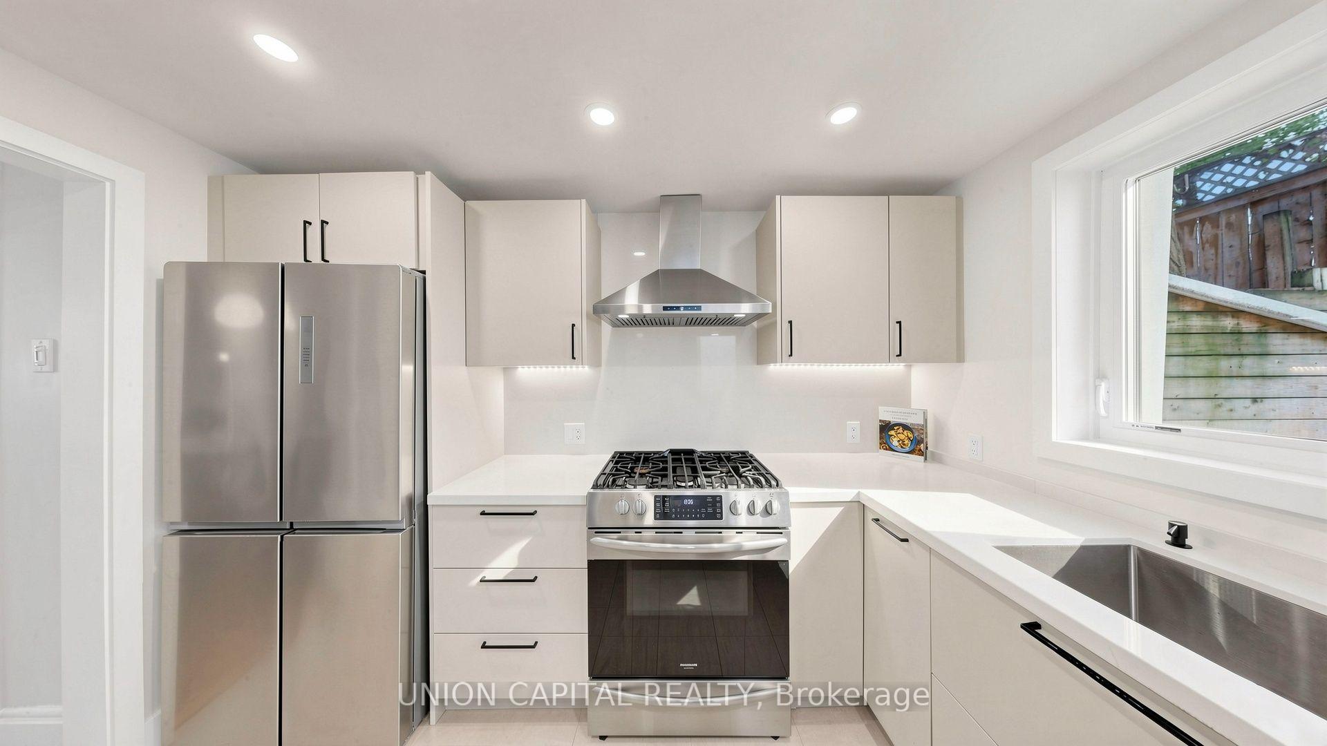 Photo 13 of 944 Dundas Street E, Toronto, South Riverdale — HOMEH
