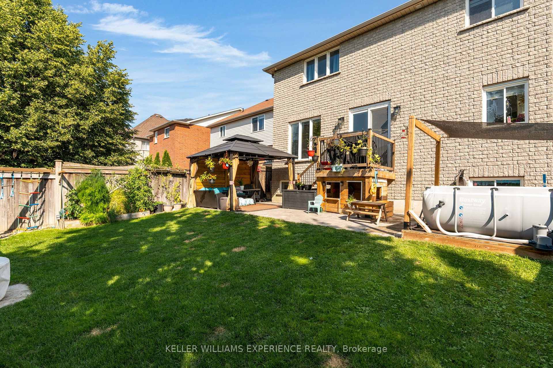 Photo 33 of 53 Sovereign's Gate, Barrie, Innis-Shore — HOMEH